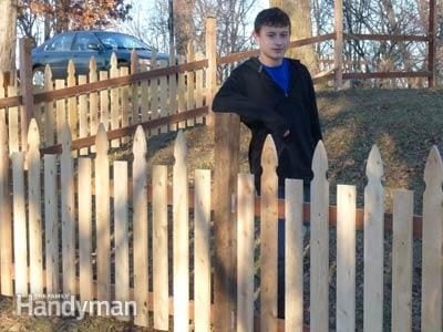 Cheapskate DIY Picket Fence