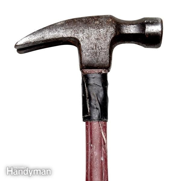 claw of a hammer