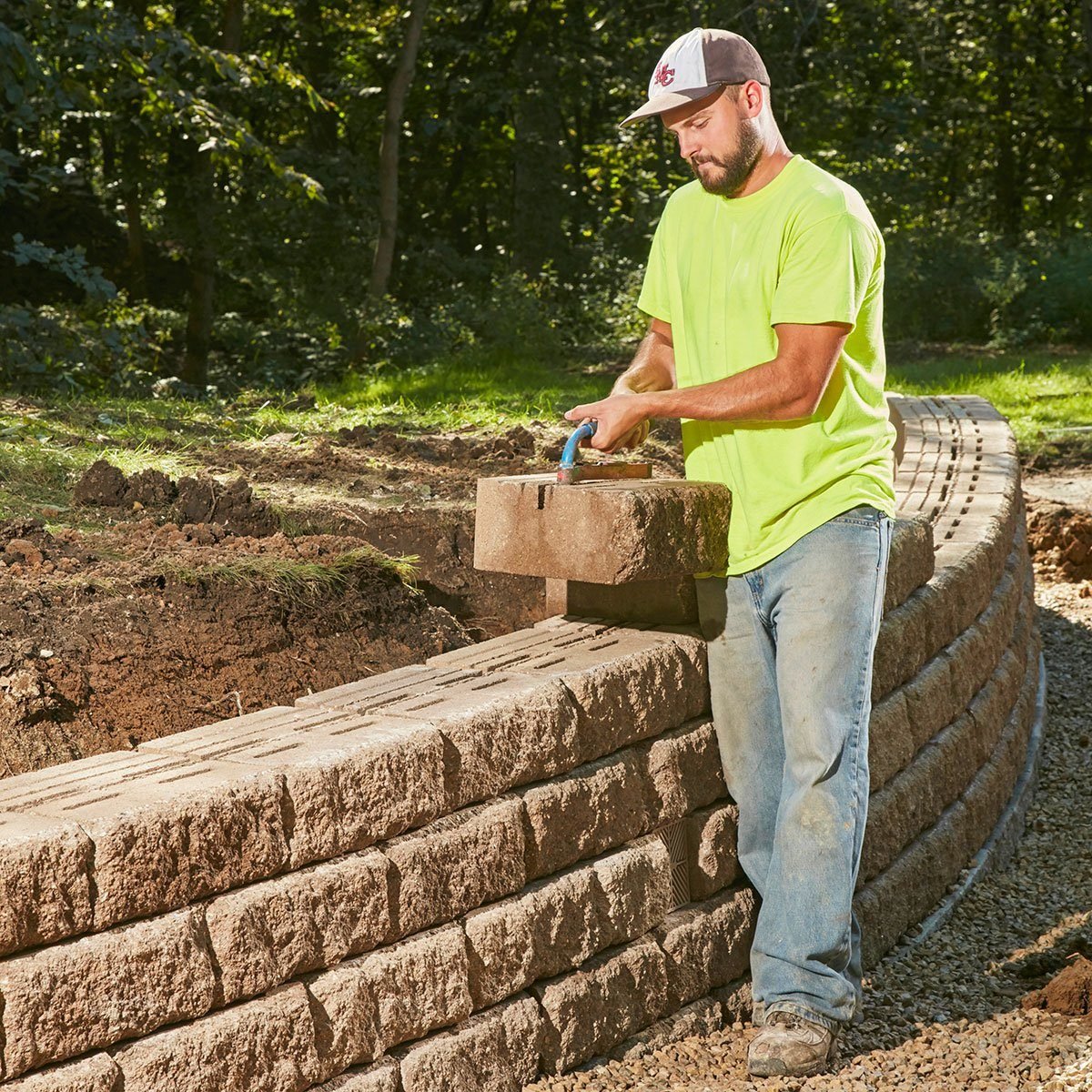 How to Build a Retaining Wall That Will Last a Lifetime