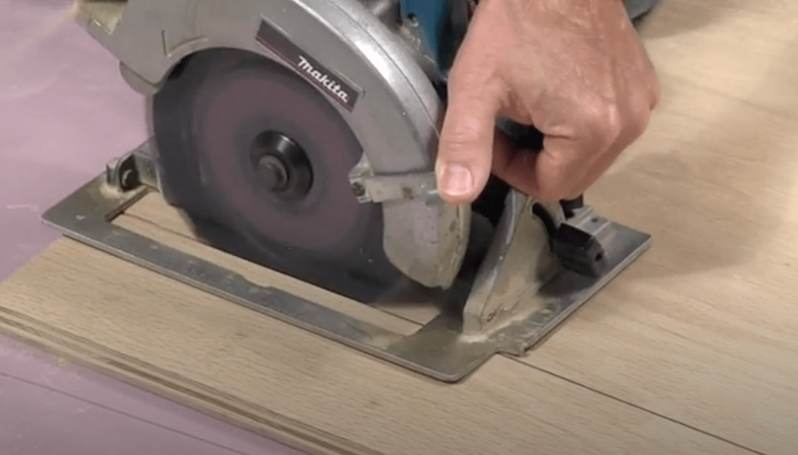 How to Cut Plywood With a Circular Saw