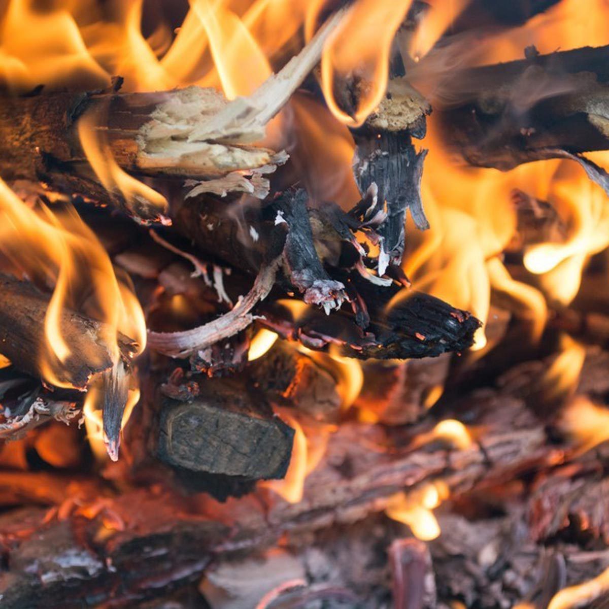 how to add kindling to a fireplace