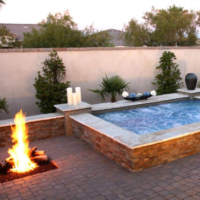 12 Great Backyard Fire Pit Ideas | The Family Handyman