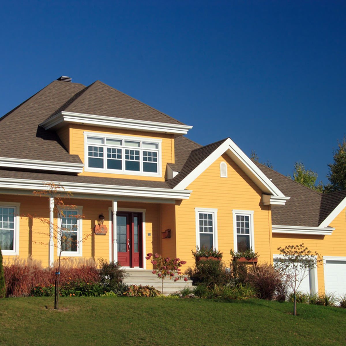 The Best Exterior Paint Colors For Your Home Paint Colors | Images and ...