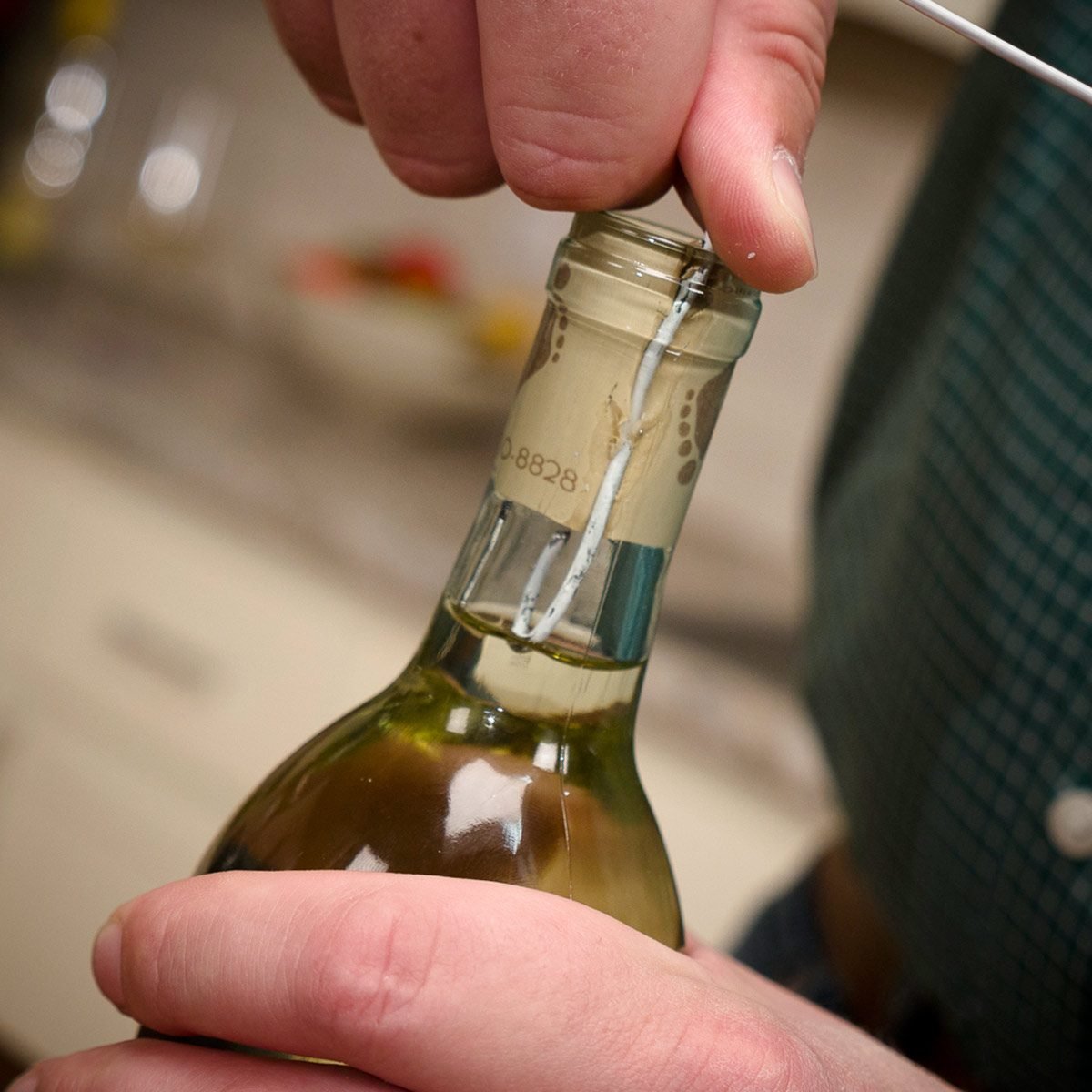 How to Open a Wine Bottle Without a Corkscrew (10 Ways With Pictures