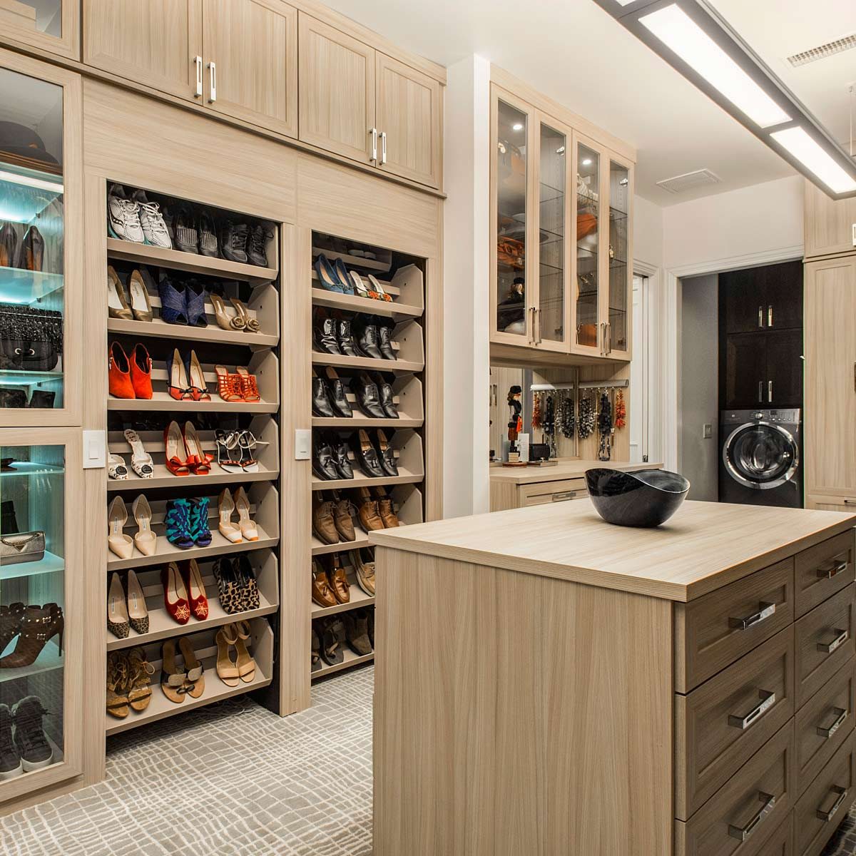 12 Walk In Closets To Die For The Family Handyman
