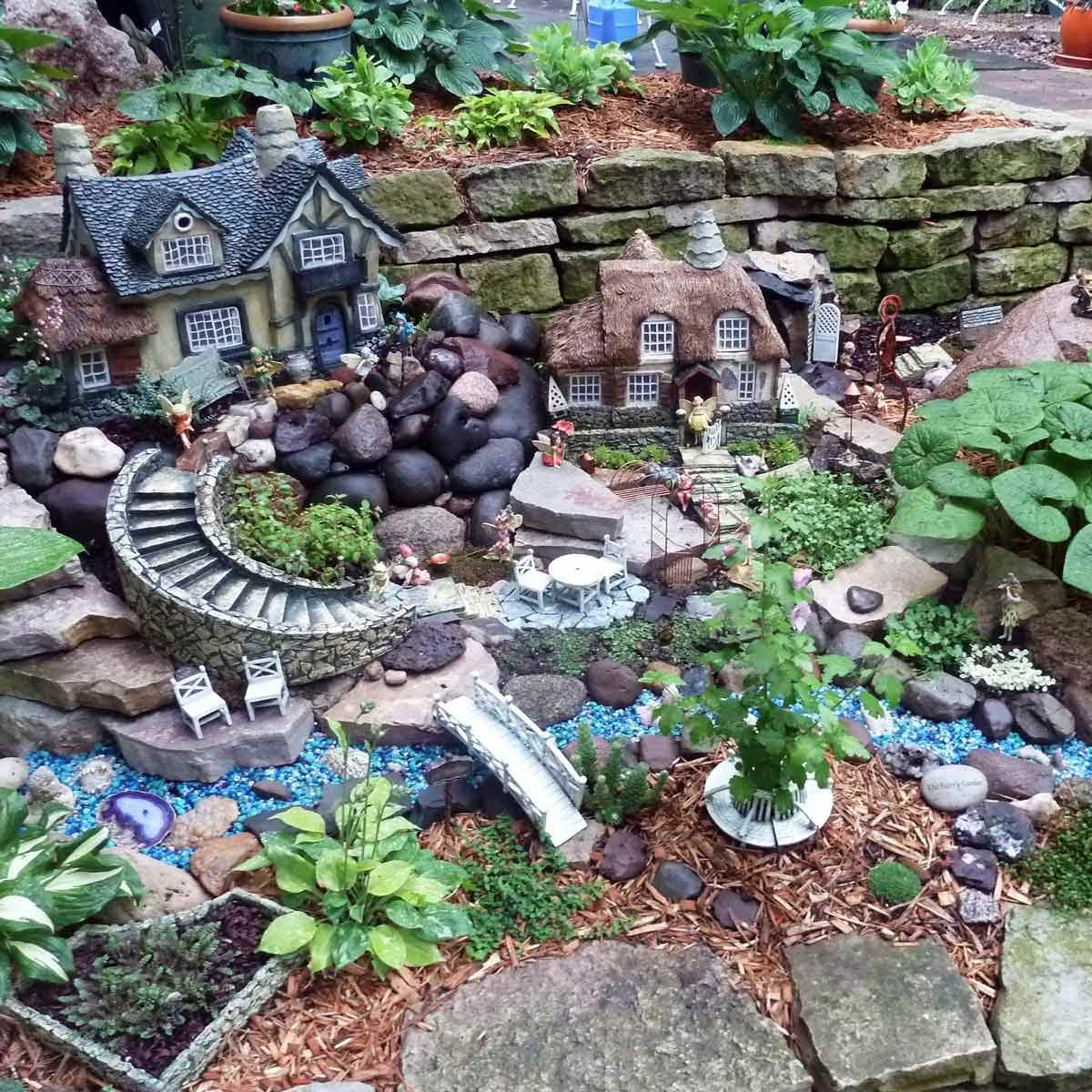 diy miniature garden house