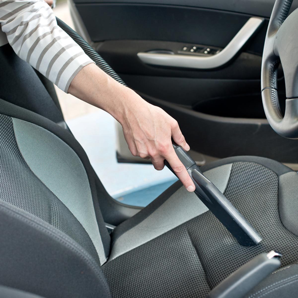 Top 6 Cleaning Tactics For Your Car's Interior 
