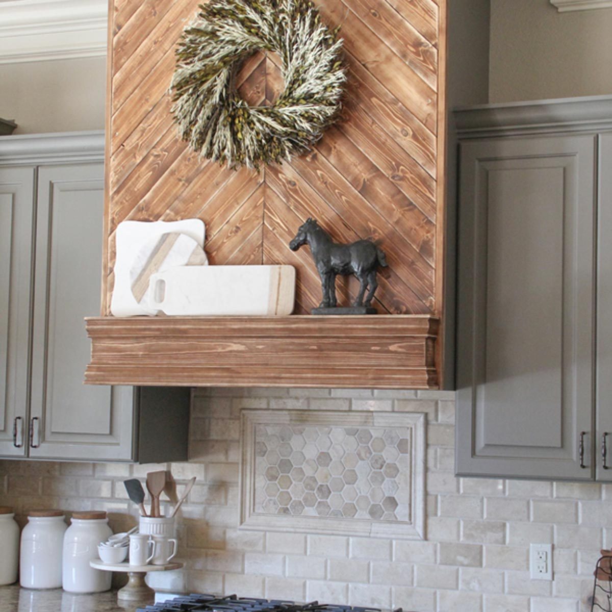 9 Creative Range Hood Cover Ideas