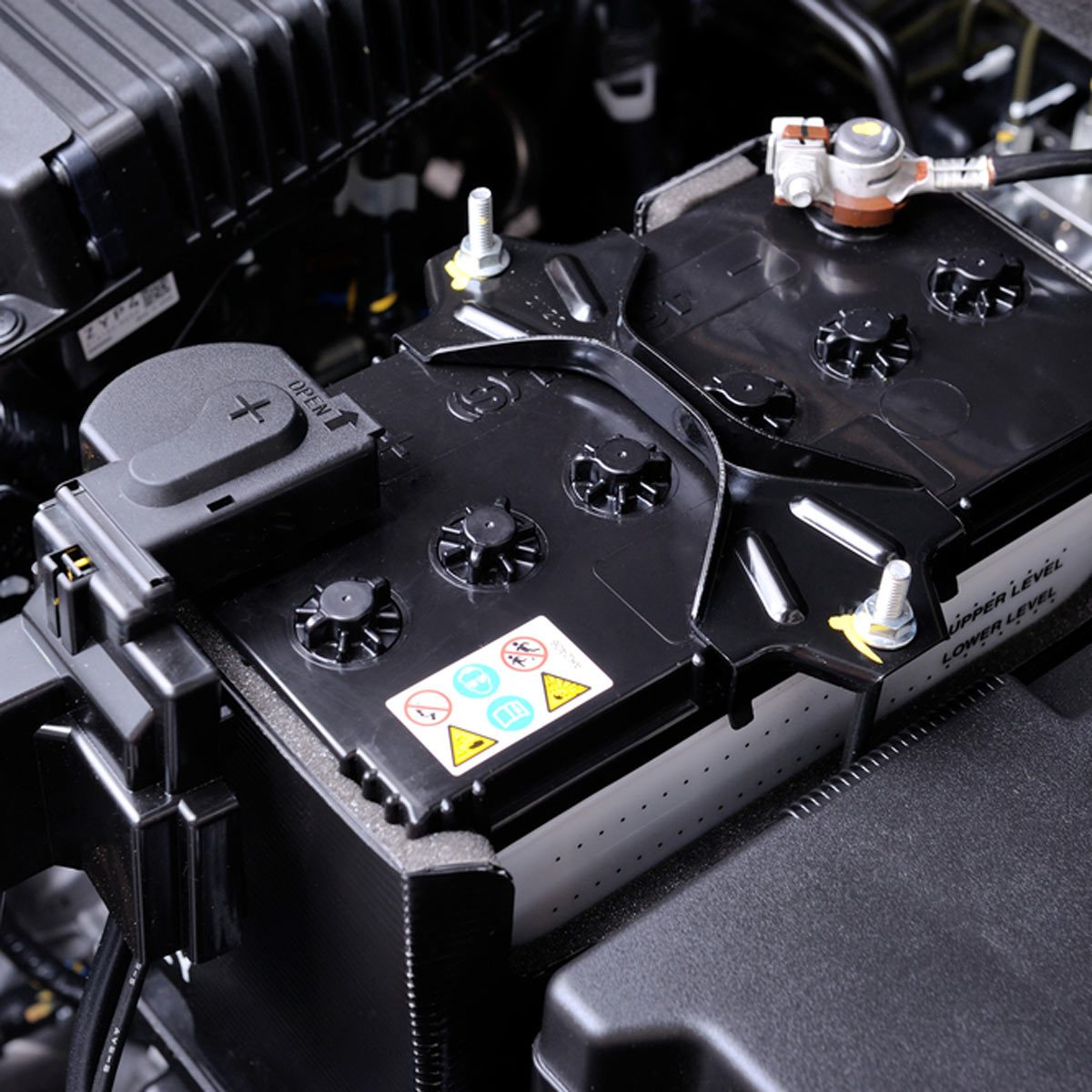 7 Best Car Batteries That Will Last The Longest