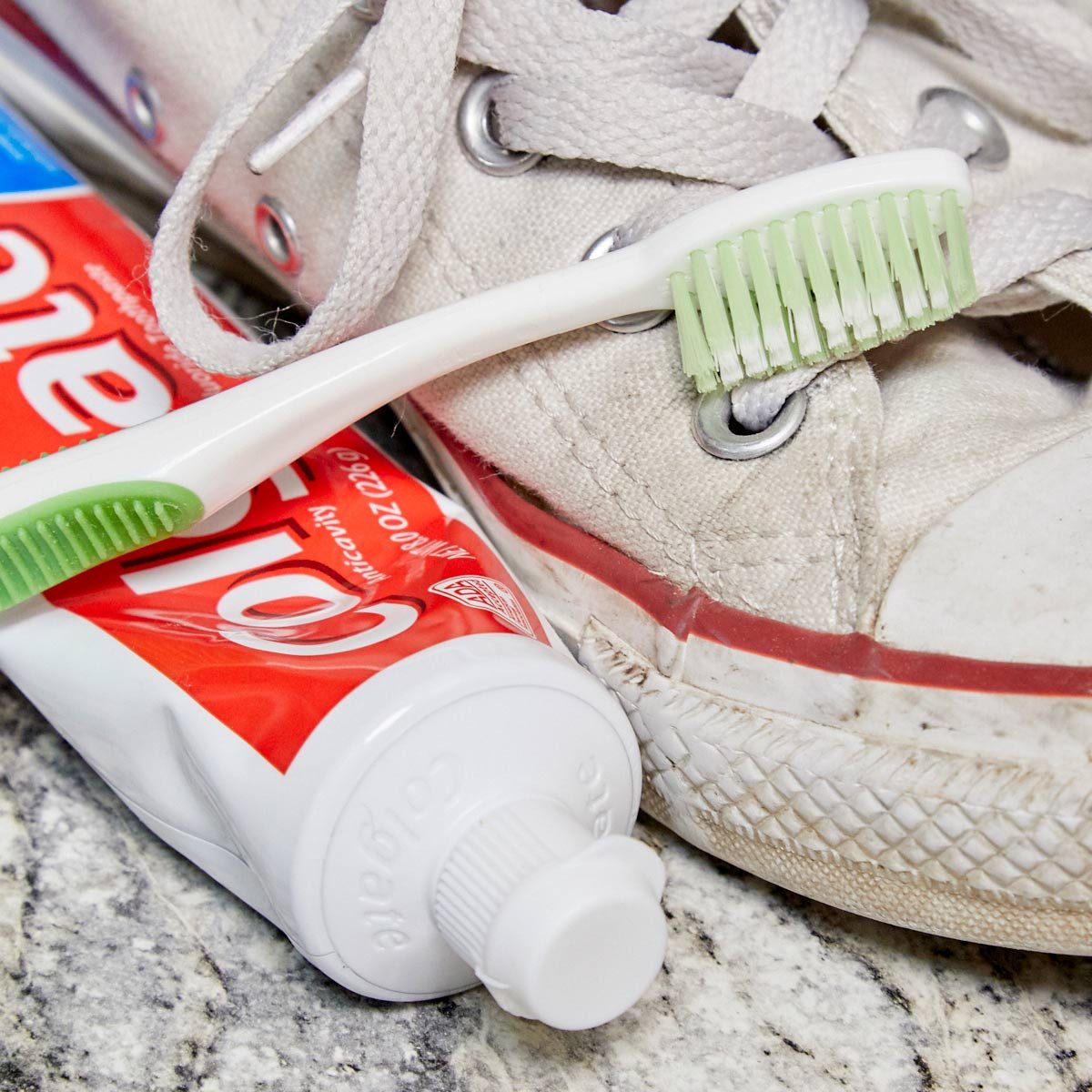 cleaning white converse with toothpaste