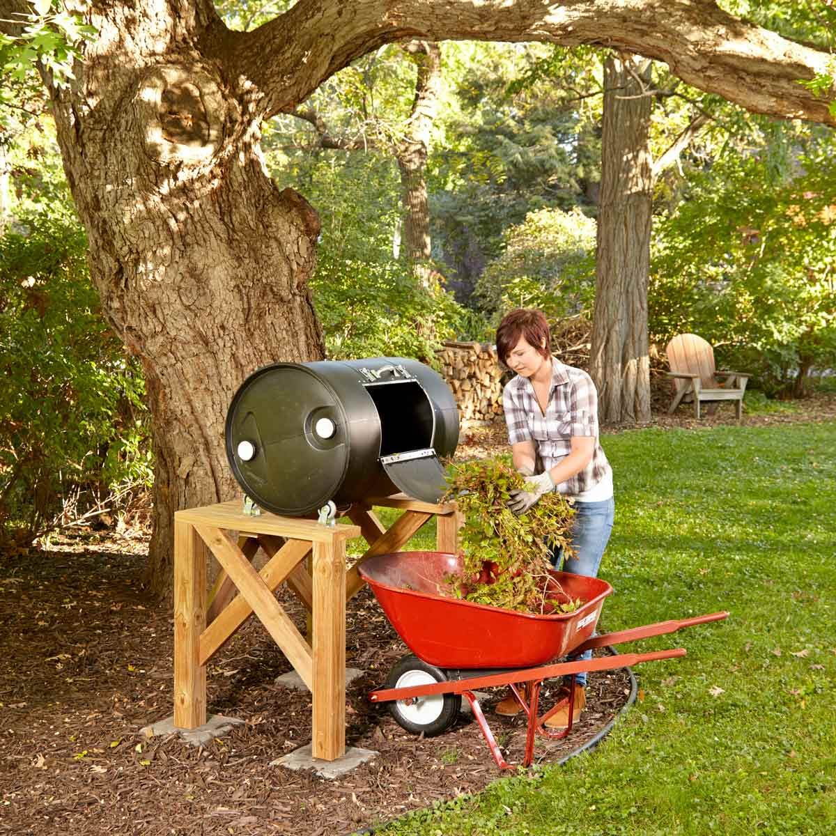 How to Build a DIY Tumbling Composter