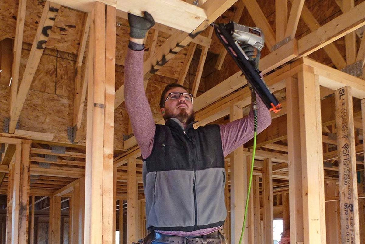 Can Energy-Efficient Framing Handle High Winds?
