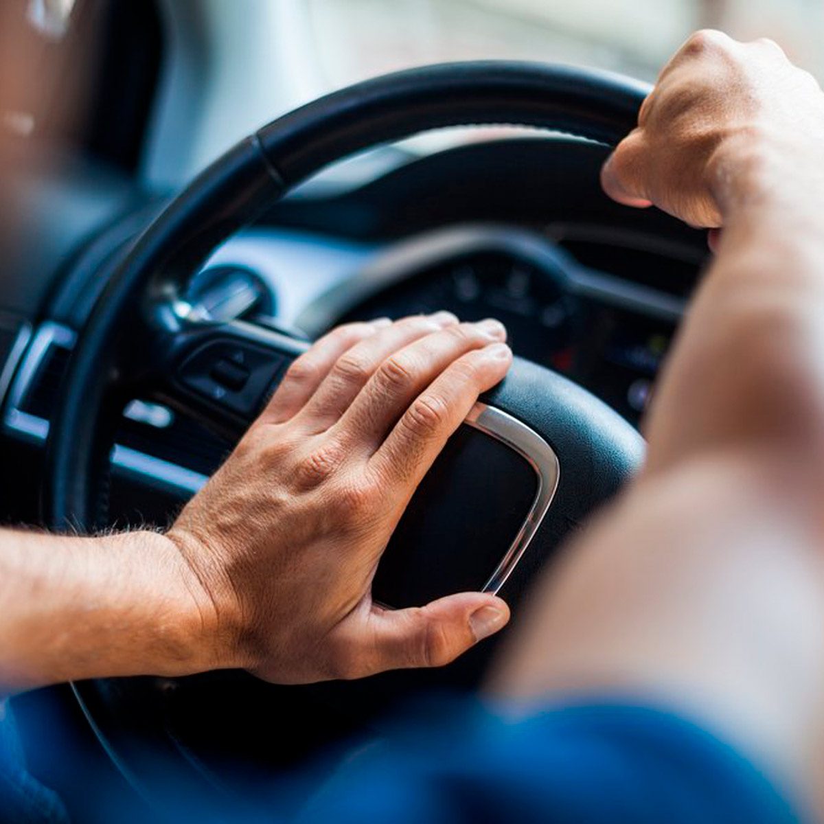 11 Scary Driving Scenarios and Exactly How to Handle Them