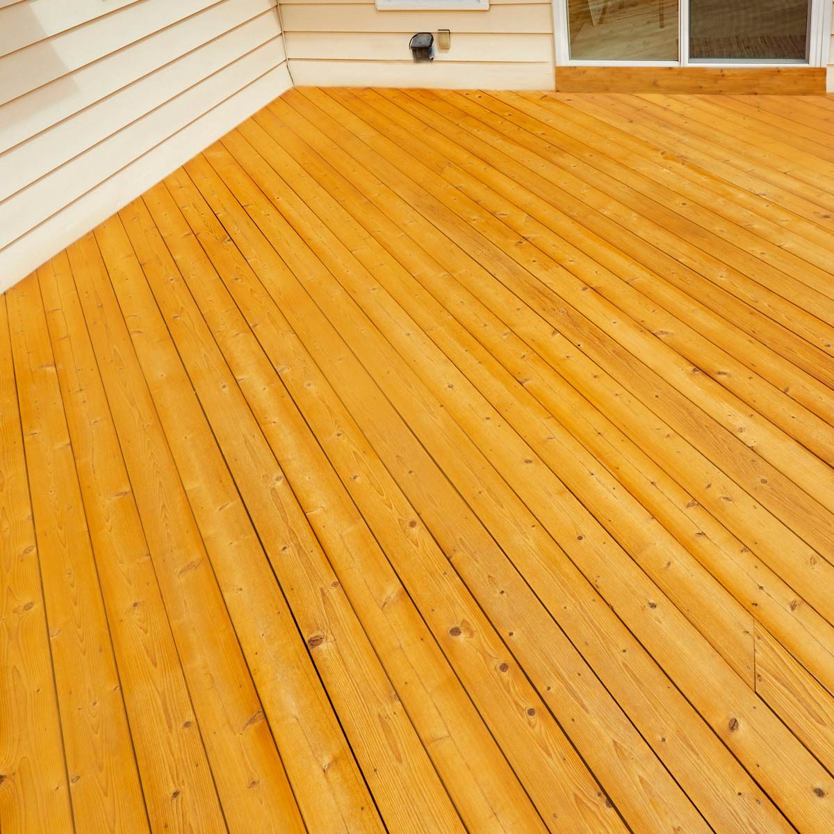 How to Choose a Deck Stain the Easy Way! Family Handyman