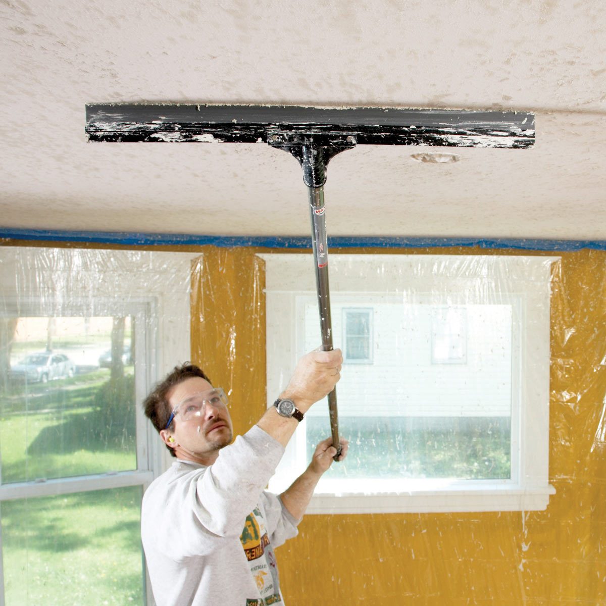 How To Apply Knock Down Wall Texture Diy Family Handyman