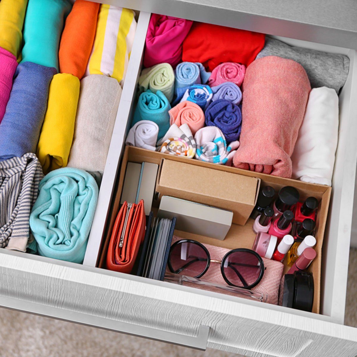 10 Marie Kondo Organization Tips That Will Change Your Life in Minutes
