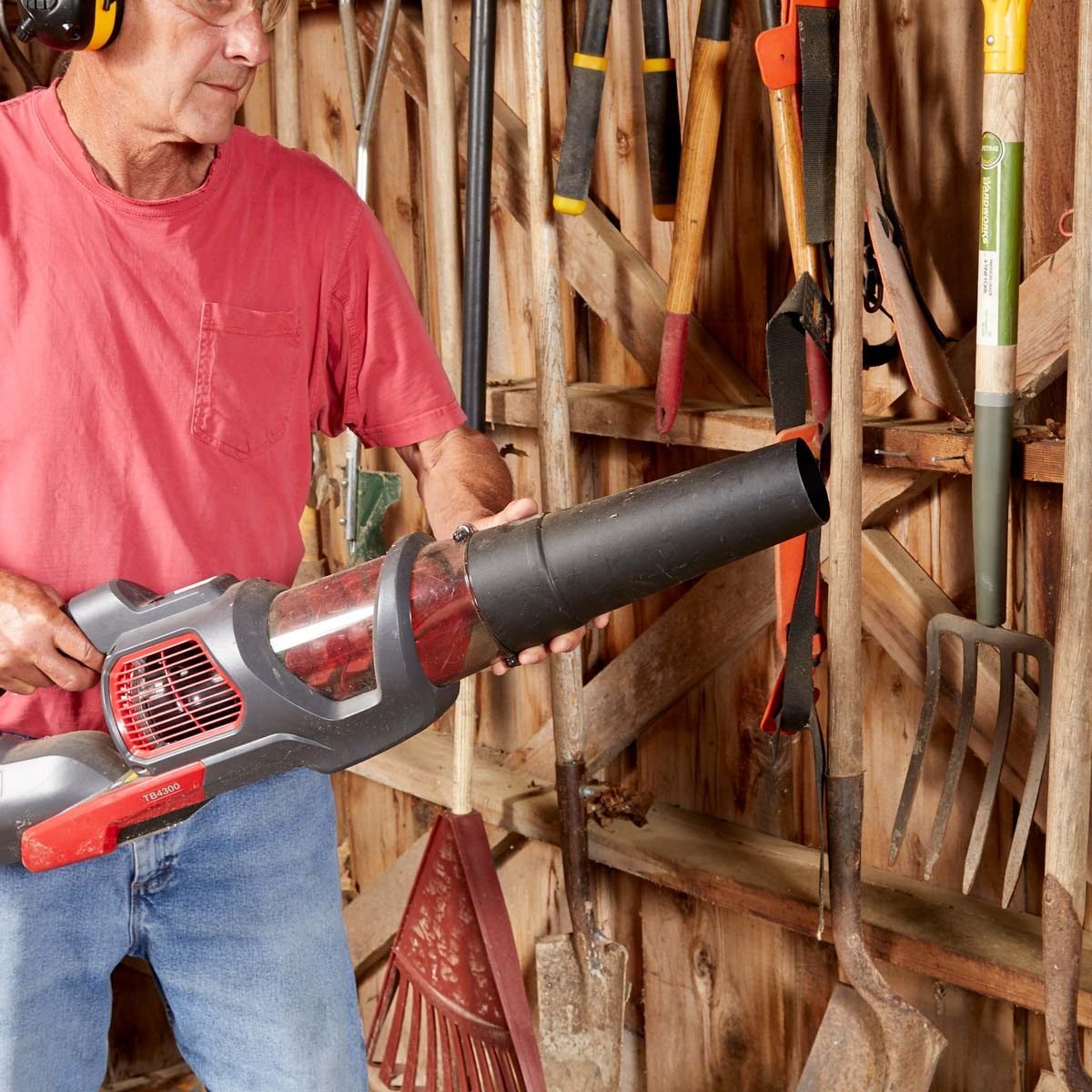 leaf blower dusting