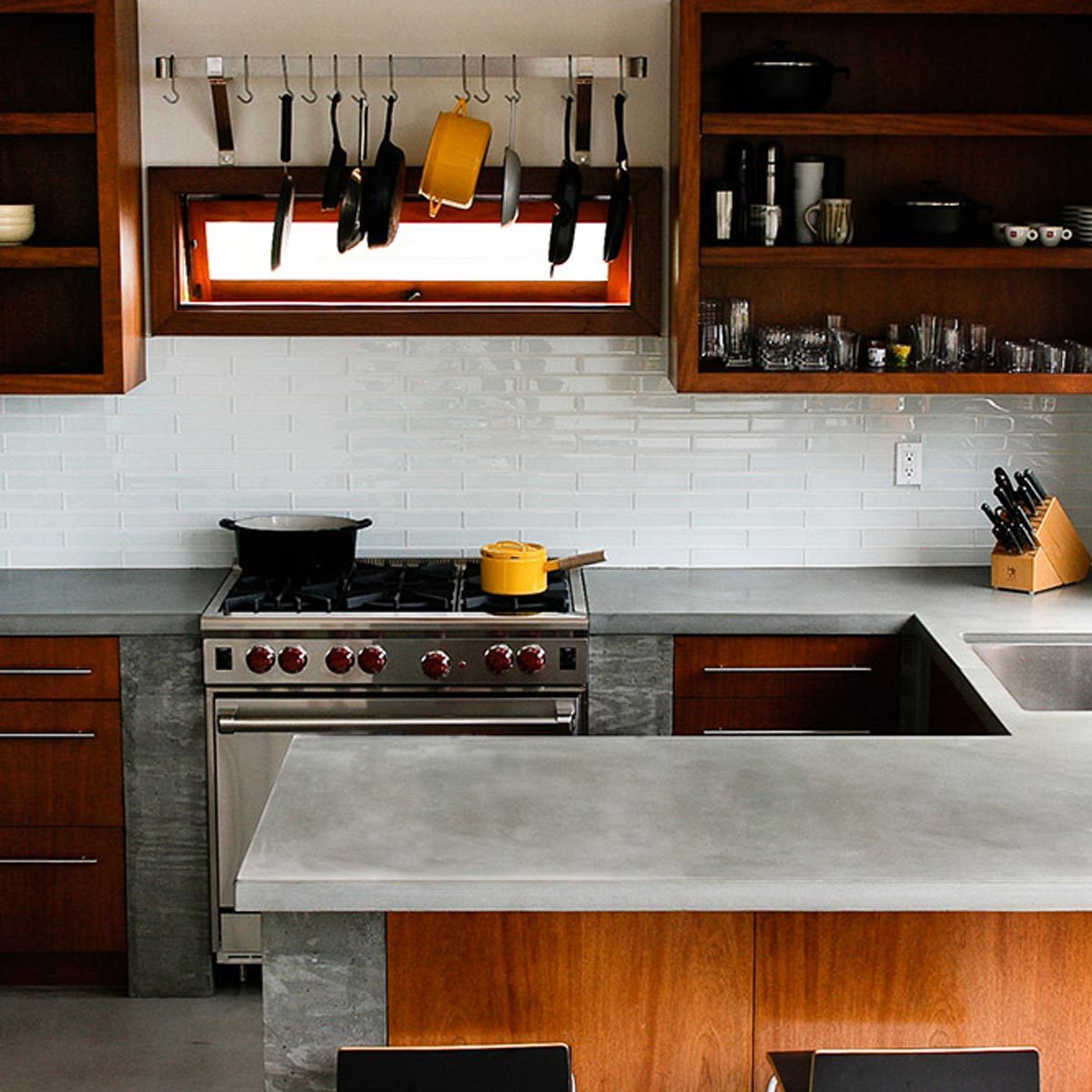 traditional kitchens with concrete countertops        <h3 class=