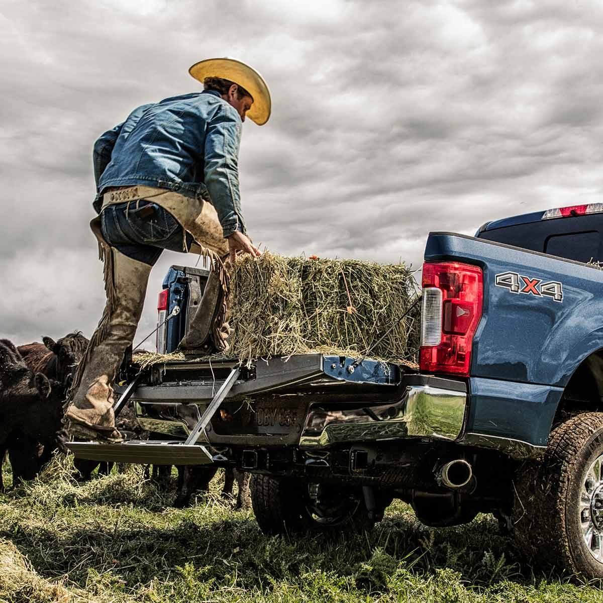 10 Truck Accessories That Make Work Easier