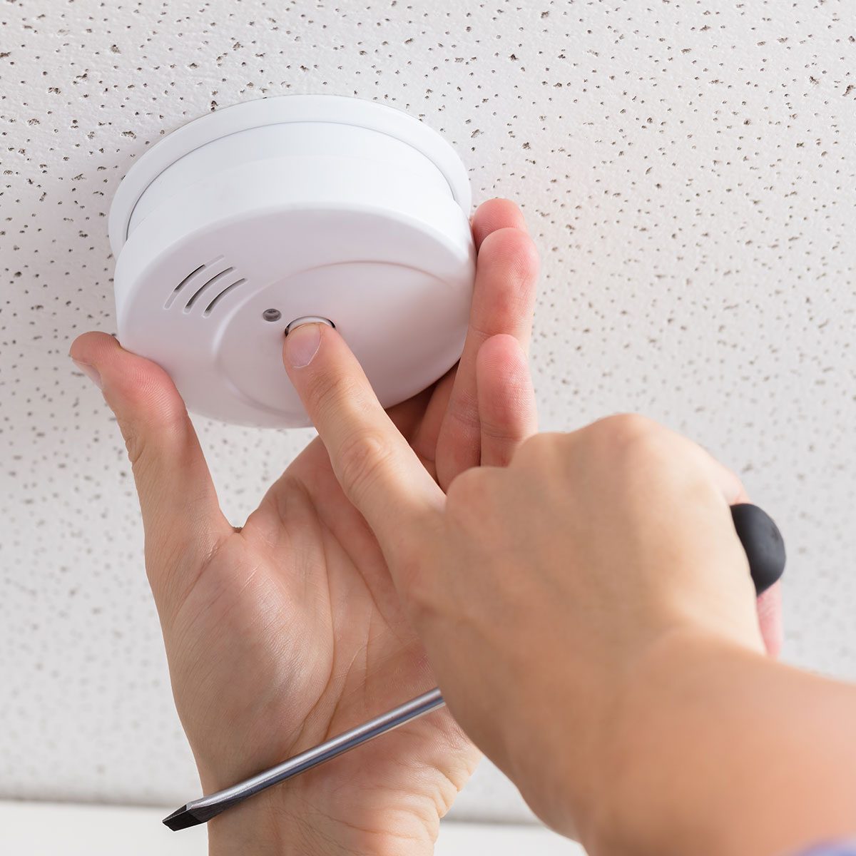 How To Replace A Hardwired Smoke Detector