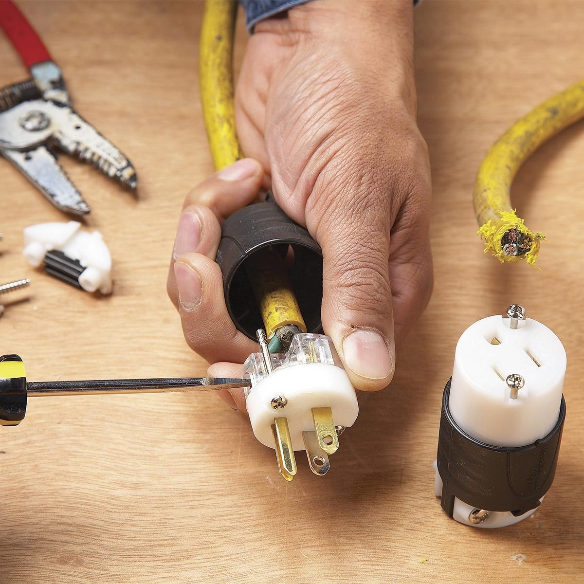 18 DIY Fixes for Broken Electrical Items at Home