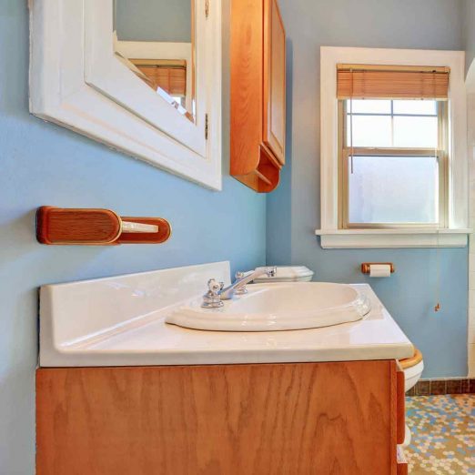 Best Colors for Small Bathrooms (With Pictures) Family Handyman