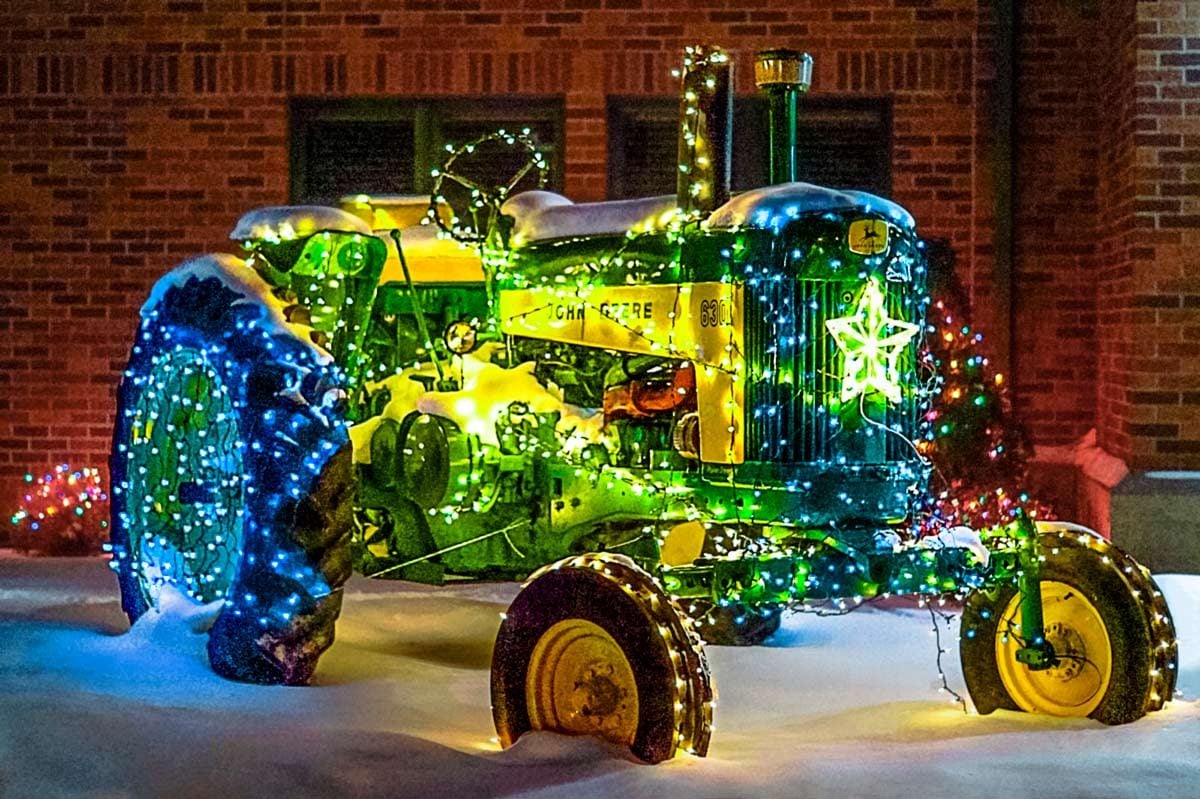 12 Stunning Christmas Light Displays You Have to See | Family Handyman