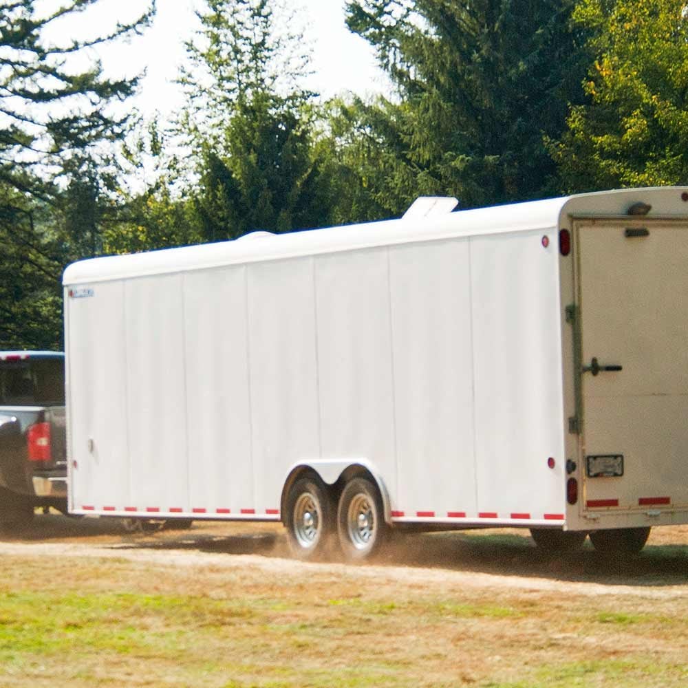 How to Safely Hook Up a Trailer