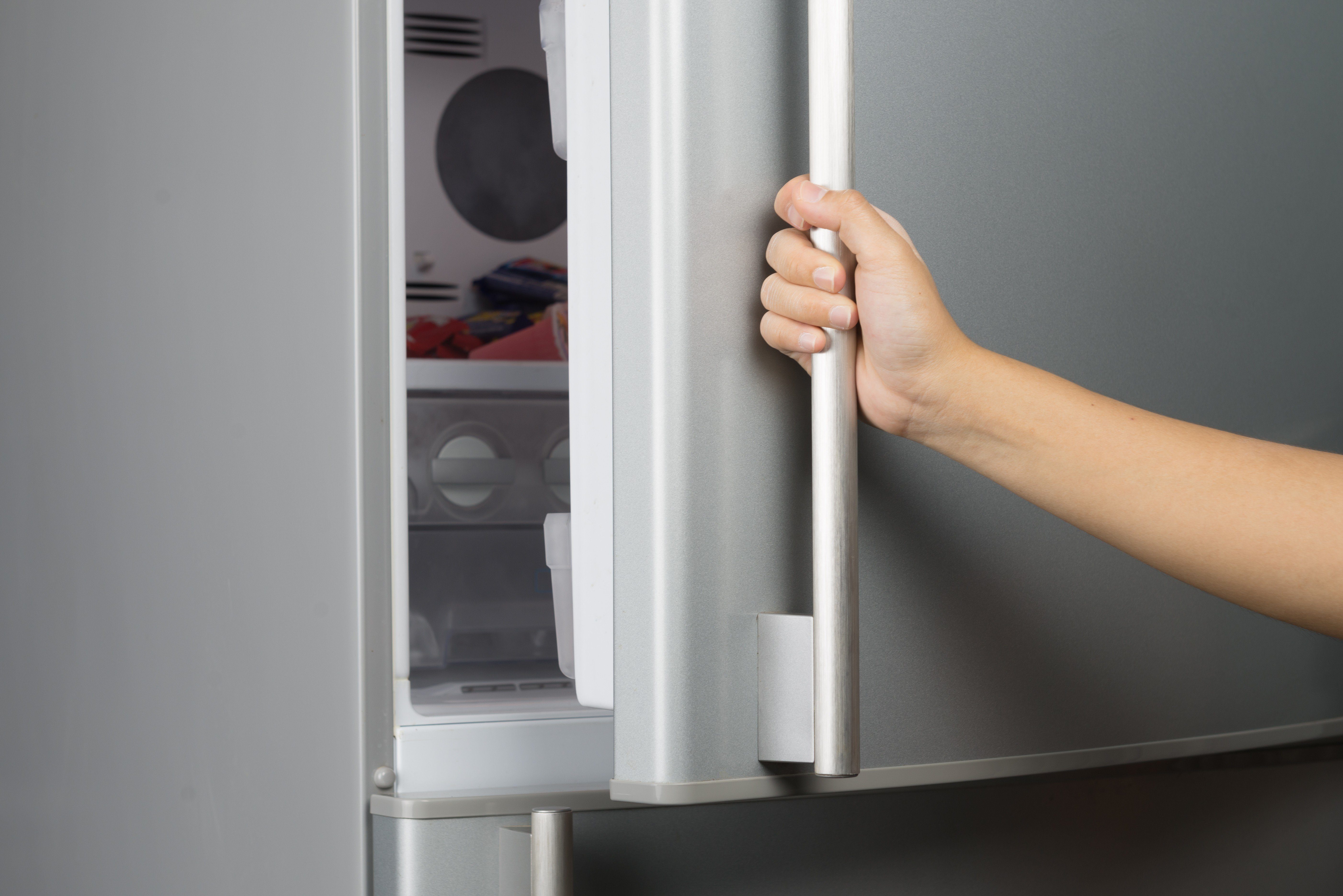 Refrigerator Freezer Garage Kit Installation Video - When a Garage