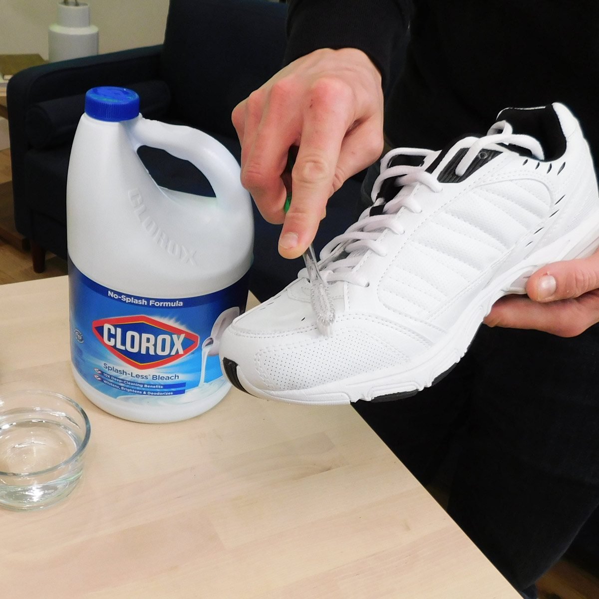 bleach to clean white shoes