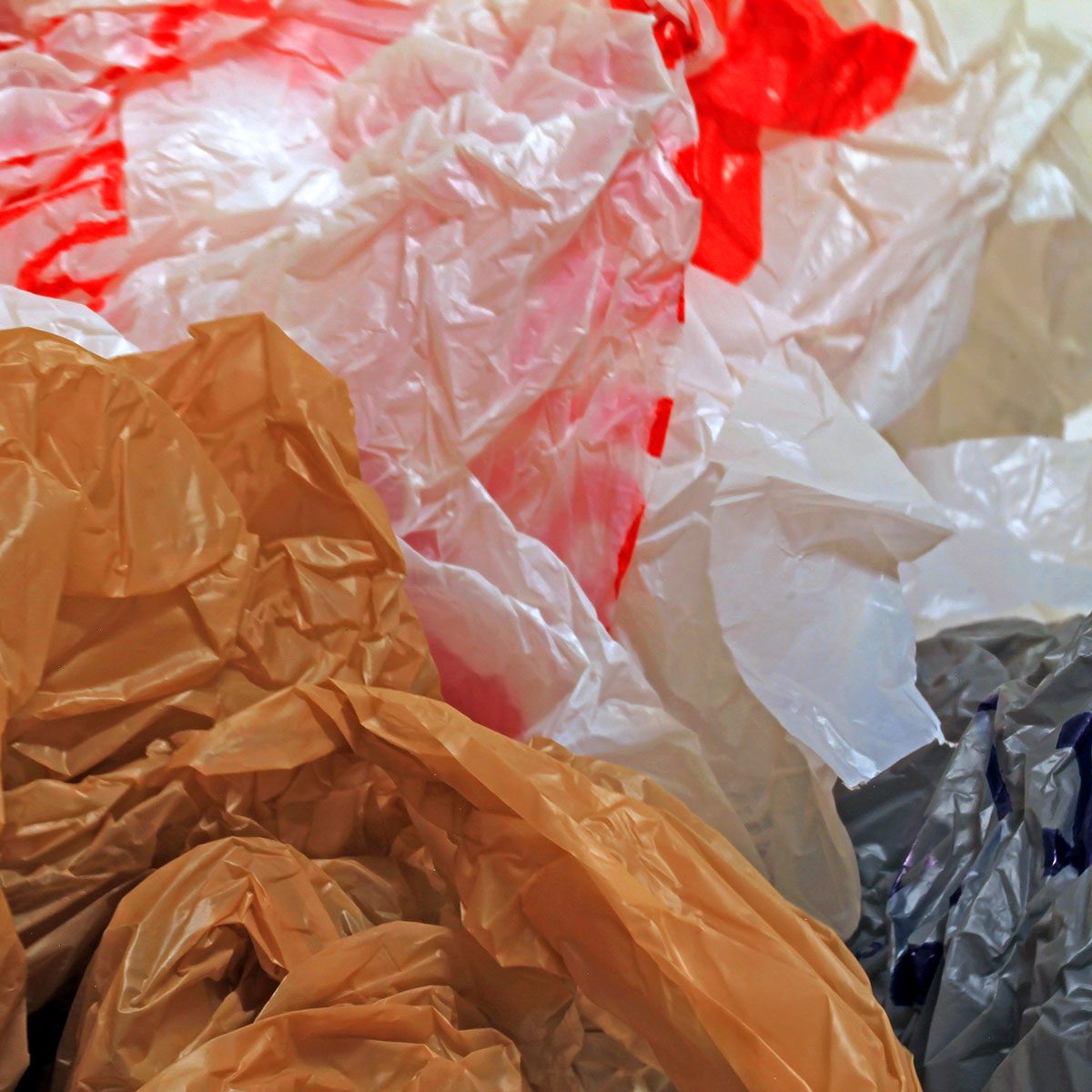10 Free & Easy DIY Plastic Bag Storage Ideas