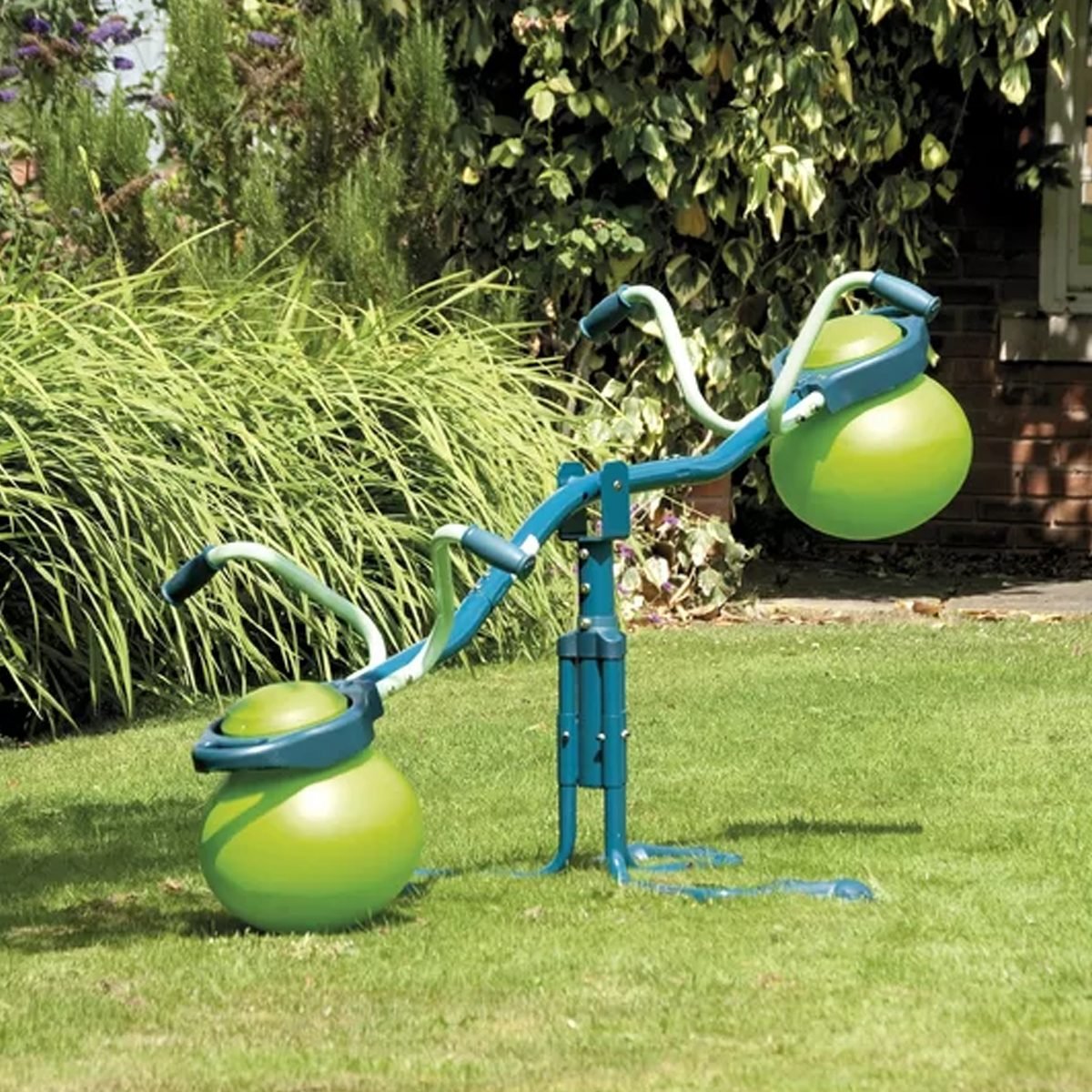 11 Awesome Outdoor Playsets for Kids of All Ages