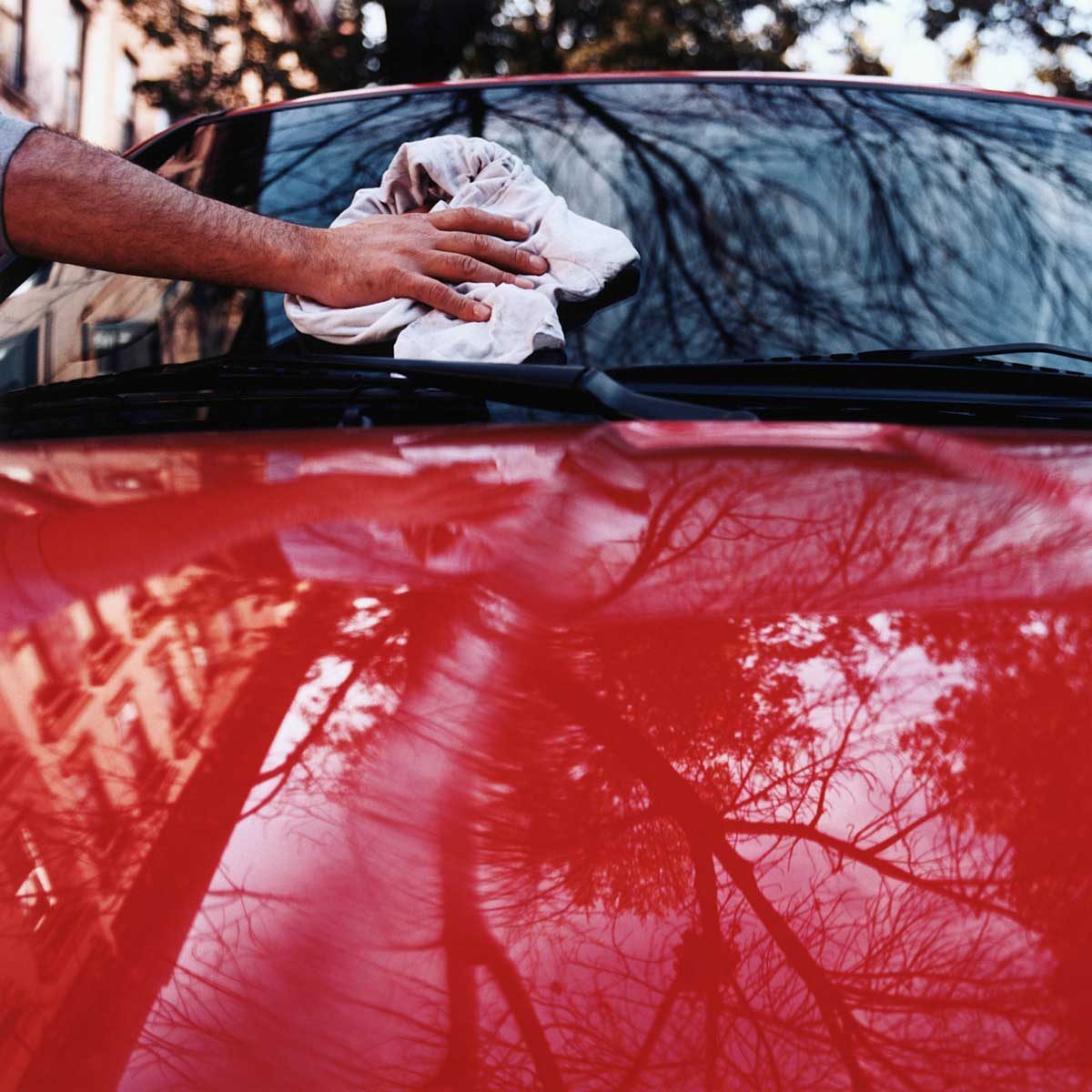 Car Polish vs. Wax: What's the Difference?