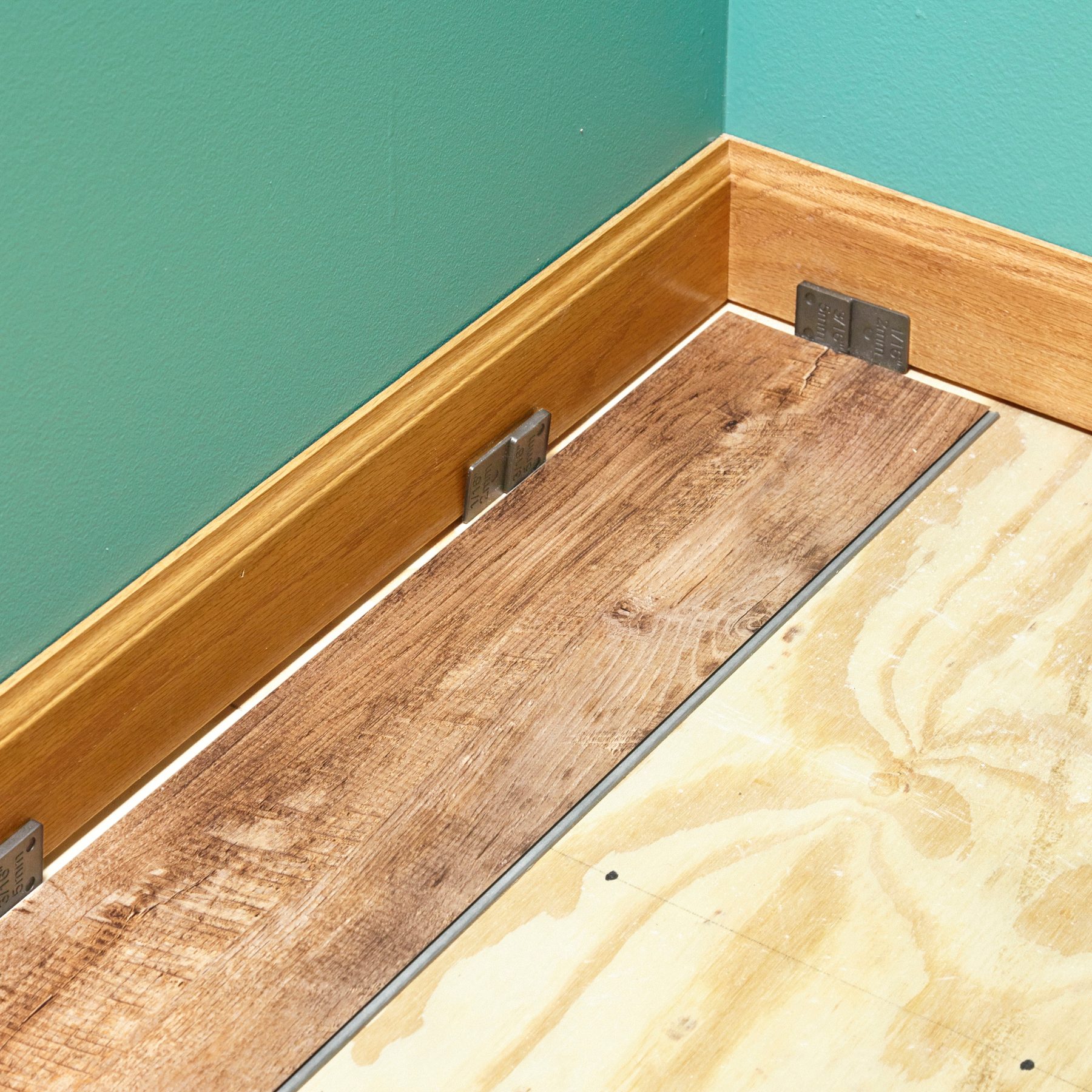 How to Install Luxury Vinyl Plank Flooring (DIY) | Family Handyman