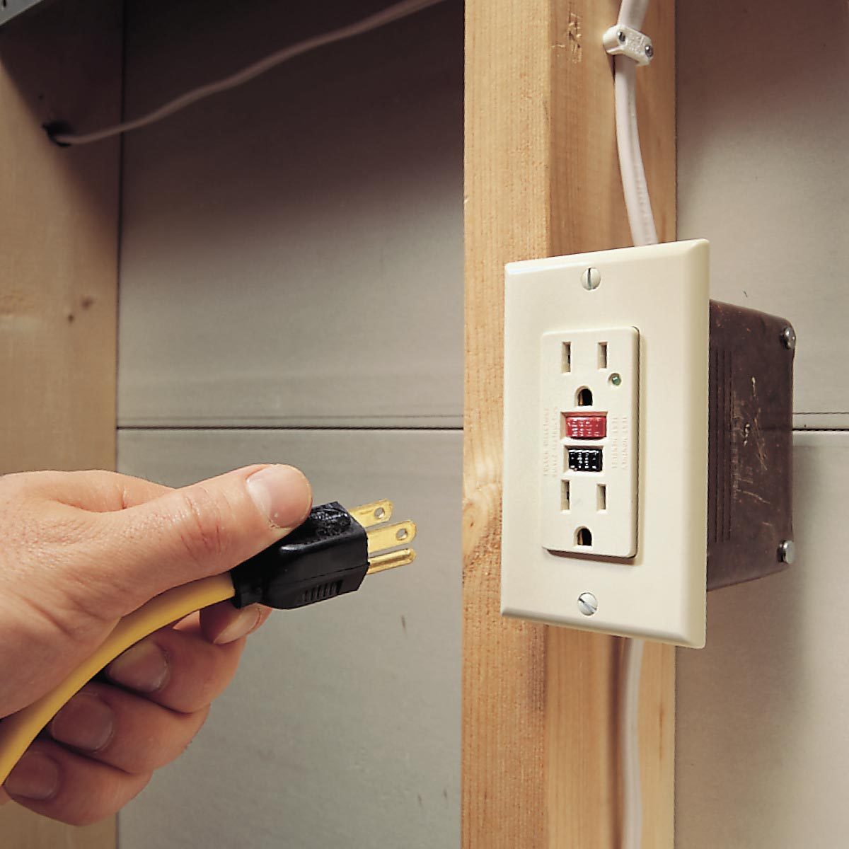 GFCI Plug Receptacle: How to Install GFCI Outlets