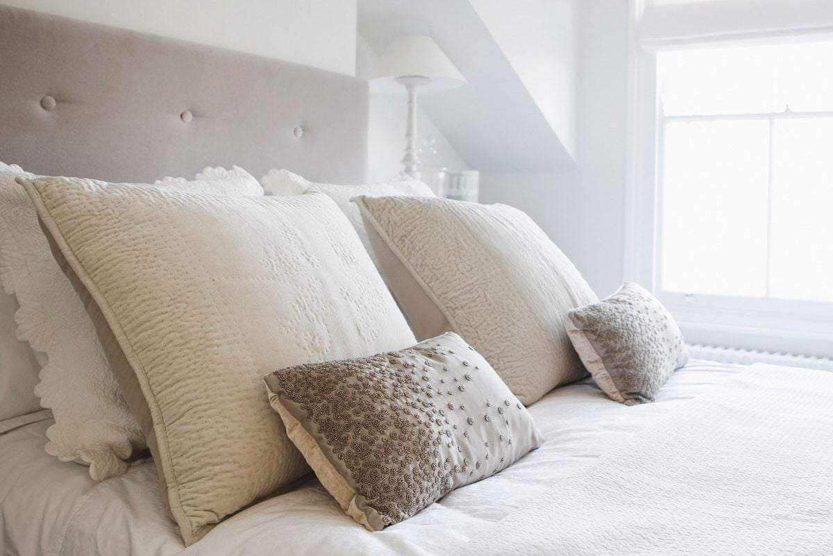 Best Pillow Arrangements for Any Bed