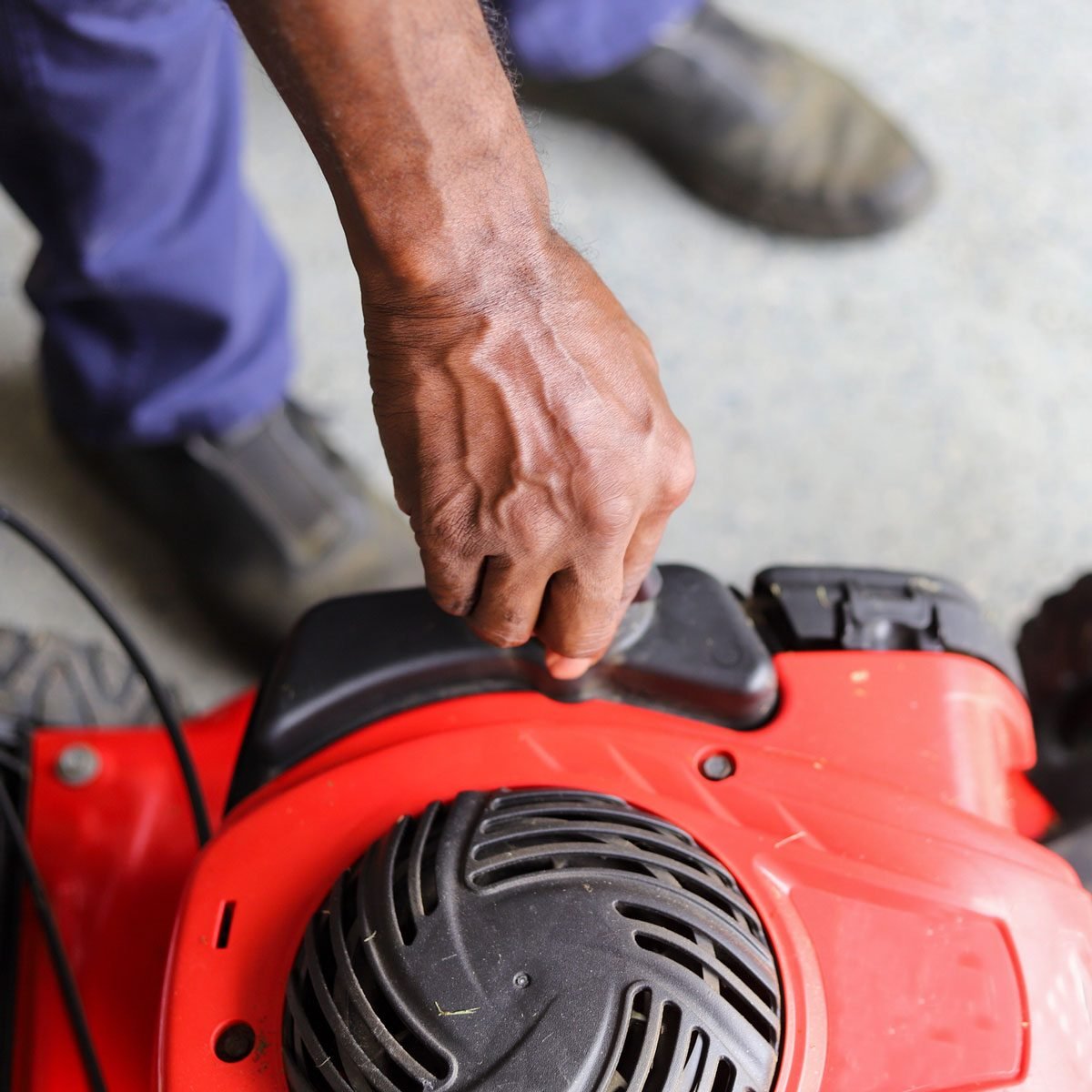 Lawn Mower Guides, Maintenance and Repair | Family Handyman