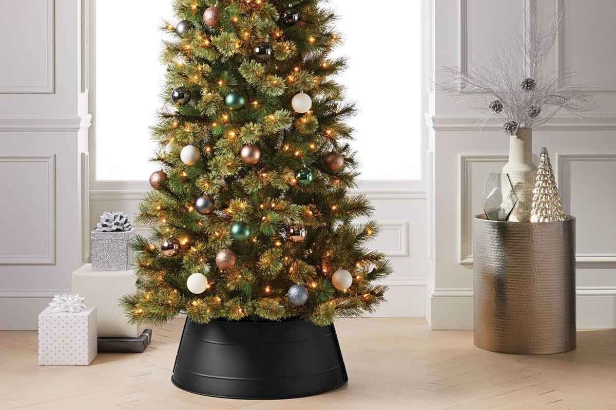 10 Tips for How to Decorate a Christmas Tree