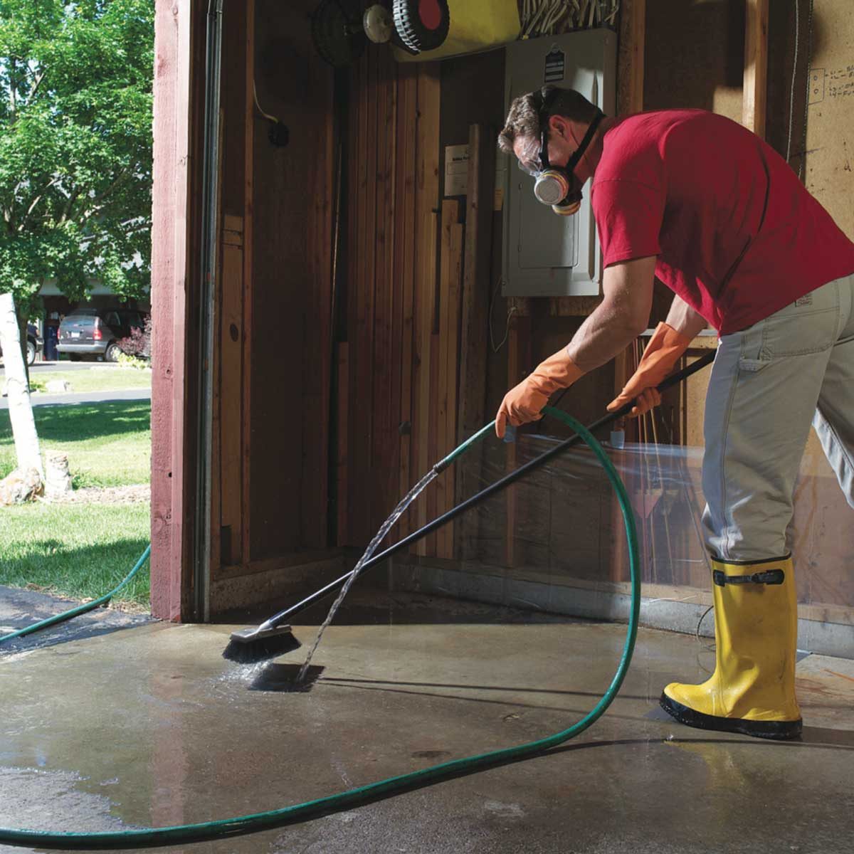 How to Remove All Types of Stains From Concrete 