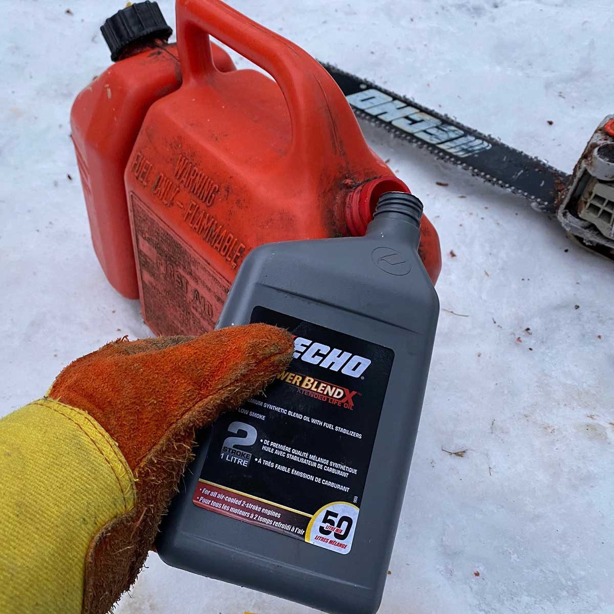 What is Chainsaw Oil & Why Do You Need It? Tutorial from Gardening Products  Review