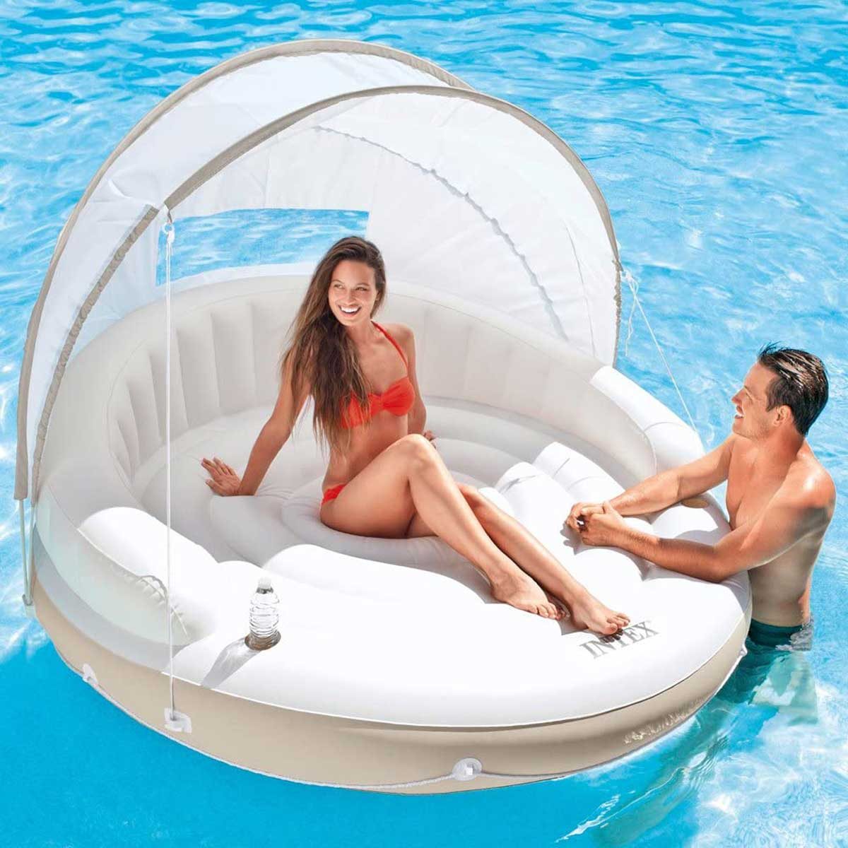 What Are The Best Mats For Pool Cabanas: Ideas & Features