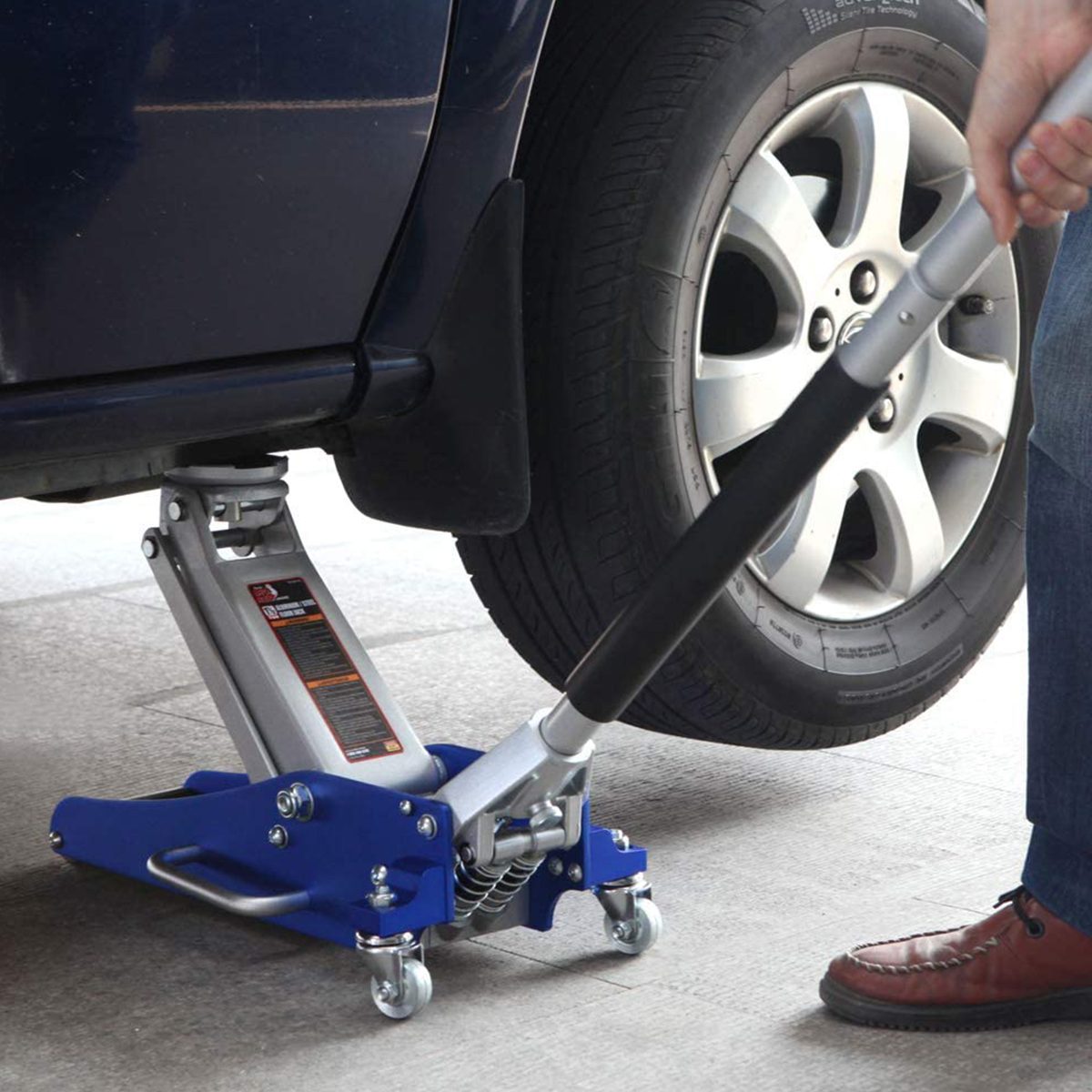 19 Automotive Tools Every Mechanic Needs