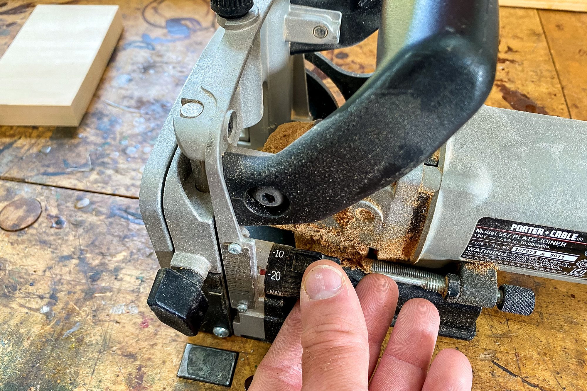 How to Use a Biscuit Joiner: Easy Guide for Perfect Joints