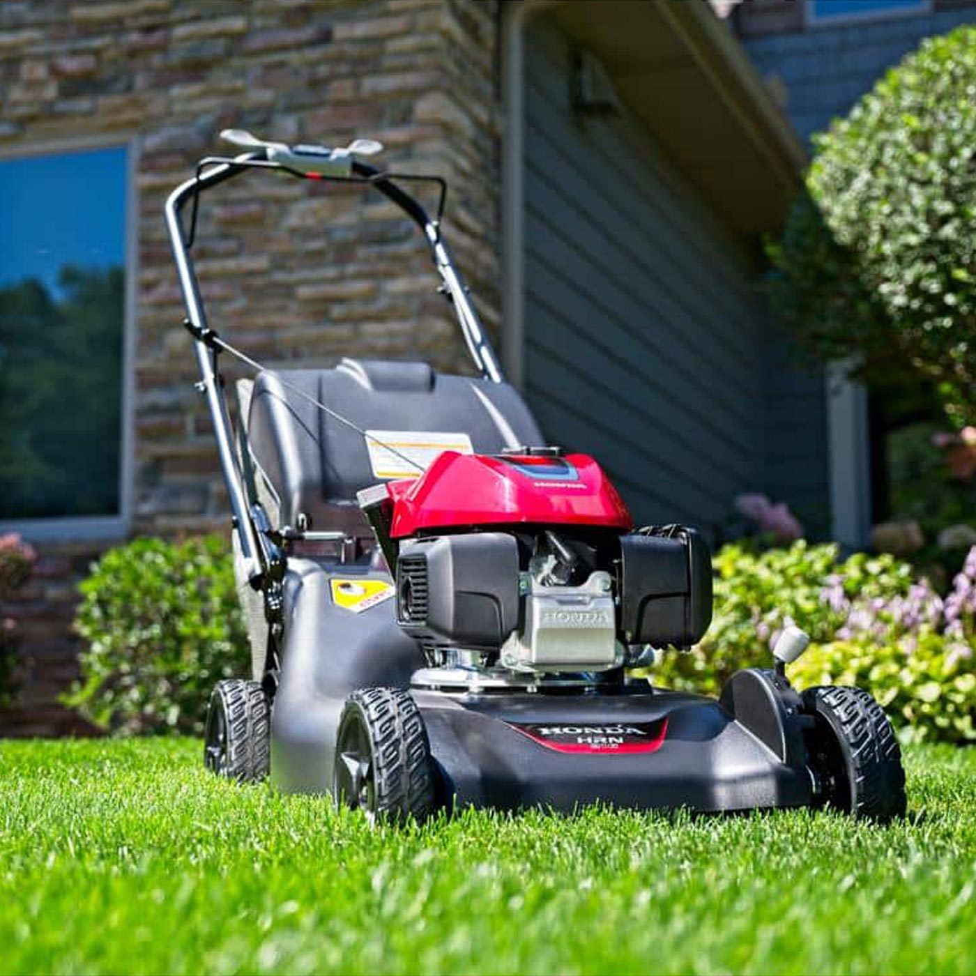 The Best Push Mower to Help You Maintain Your Yard