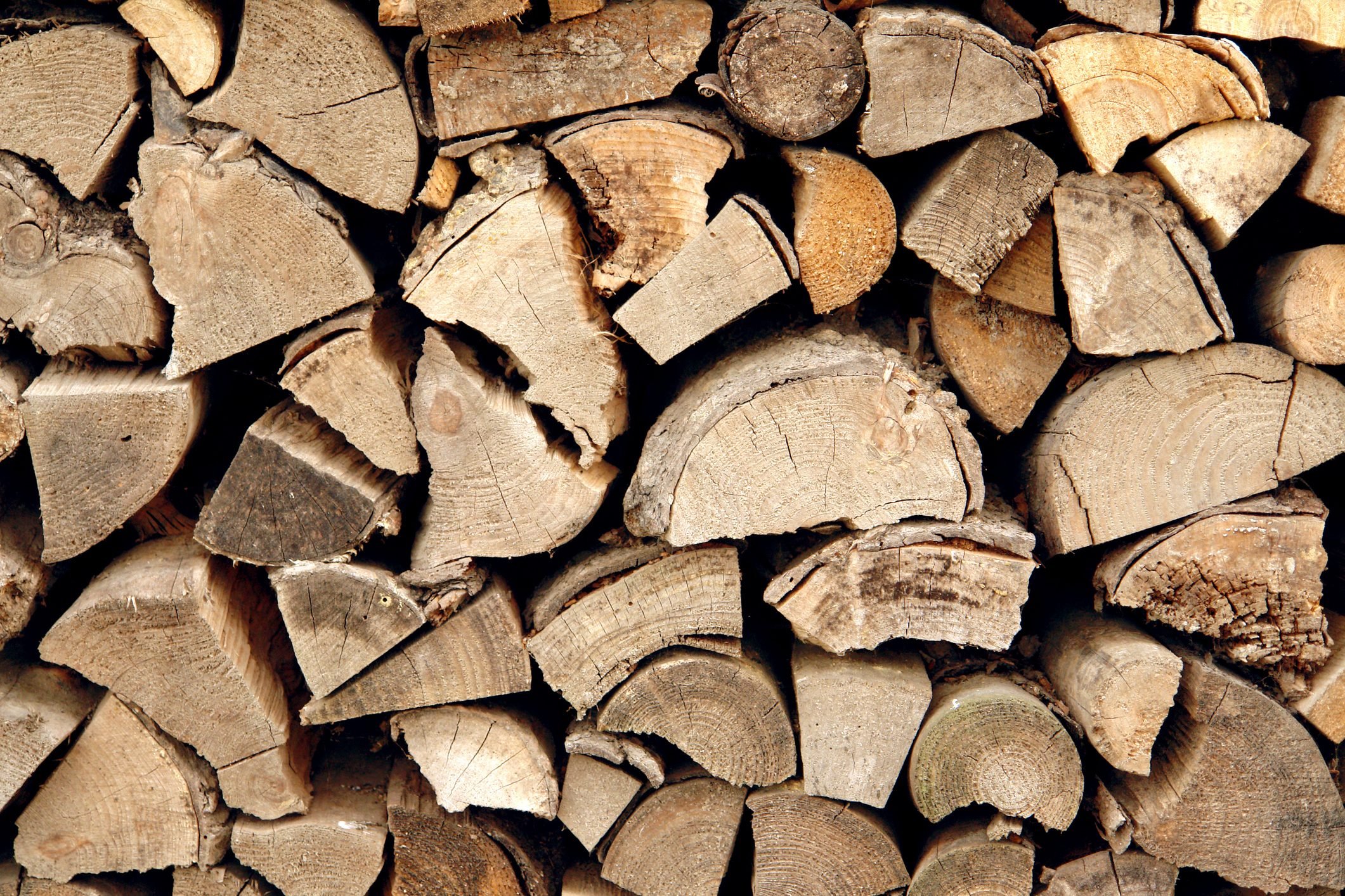 What To Know About Kiln-Dried Firewood