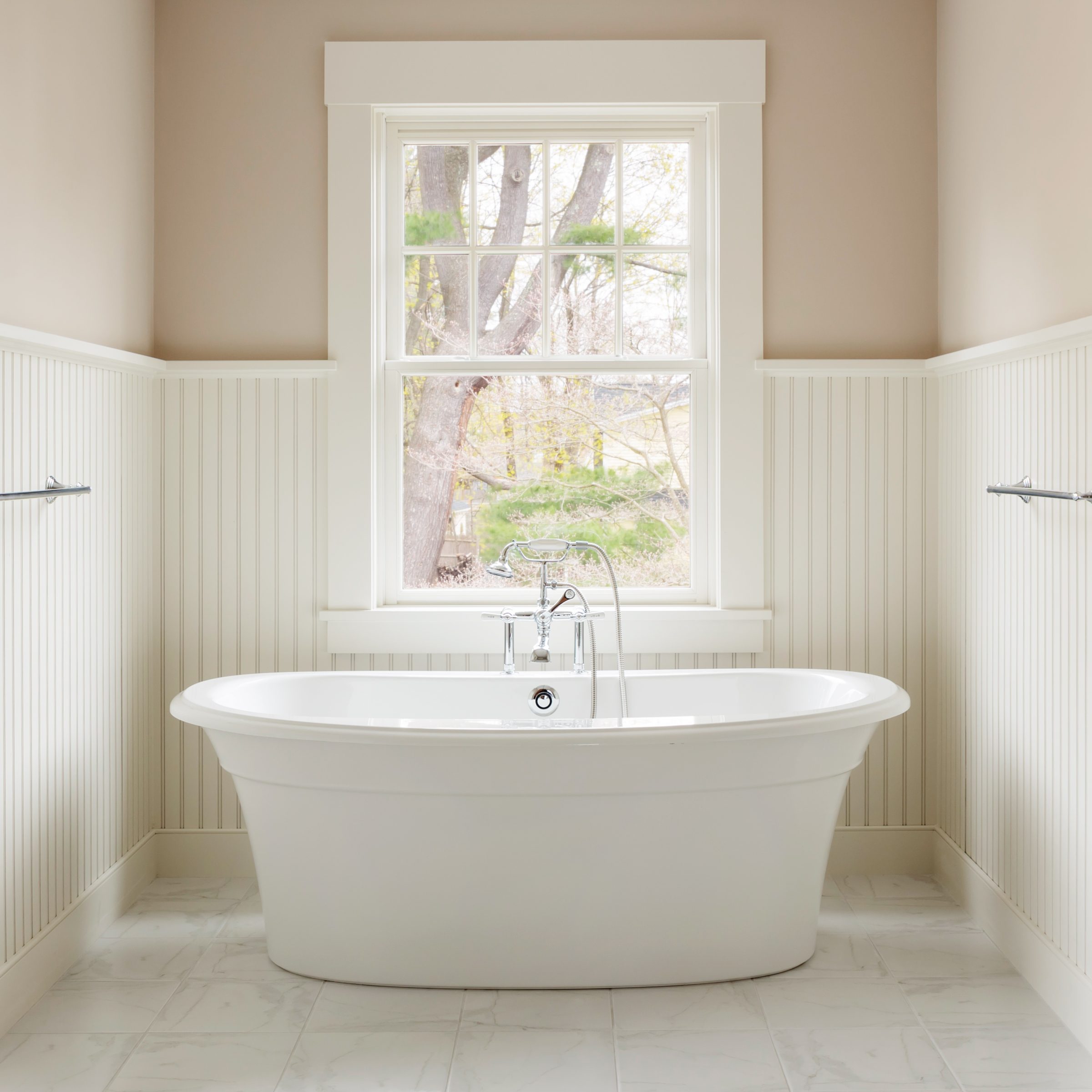 Ultimate Soaking Tubs Buying Guide: Meaning, Types & Installation