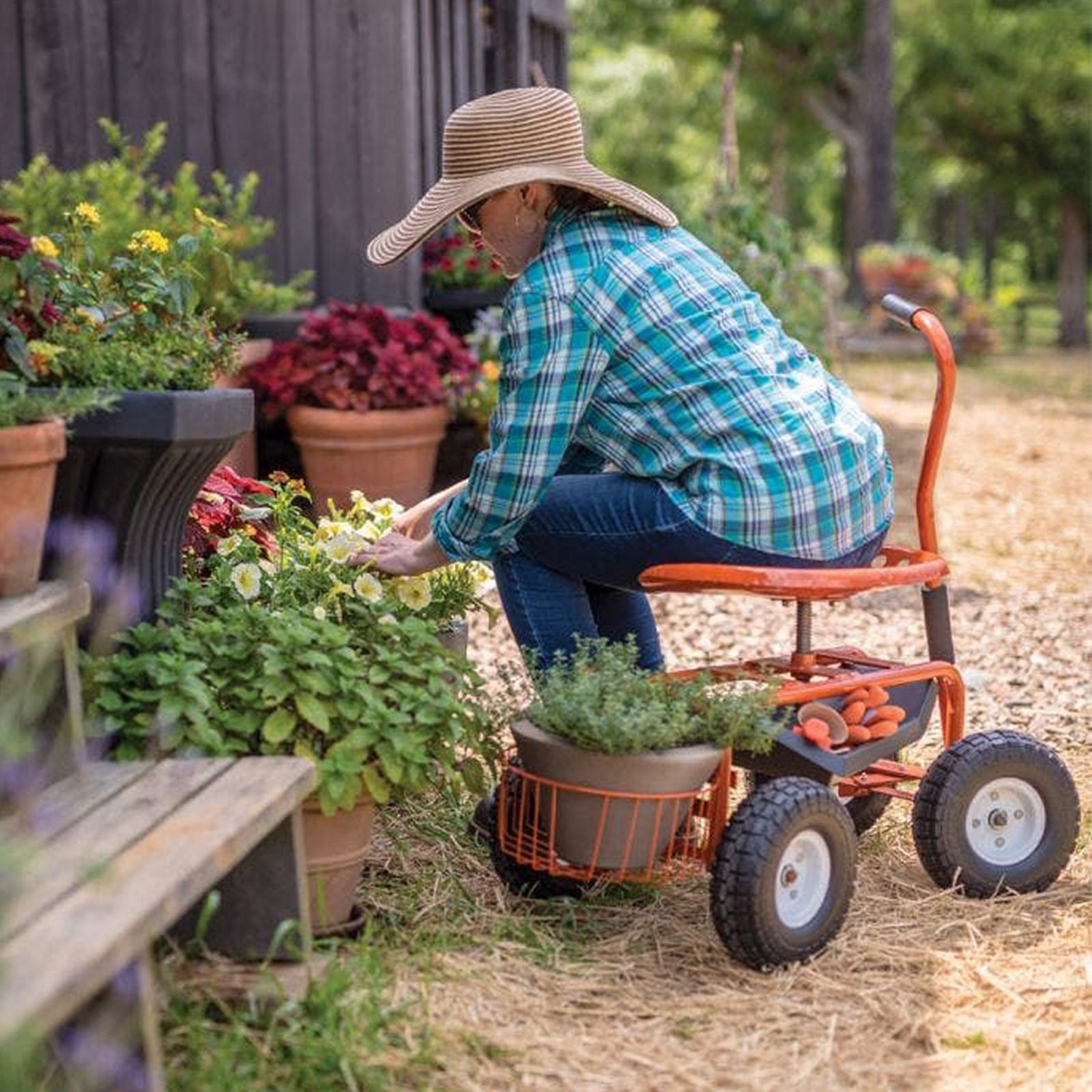 8 Best Garden Scooters for Easy Gardening