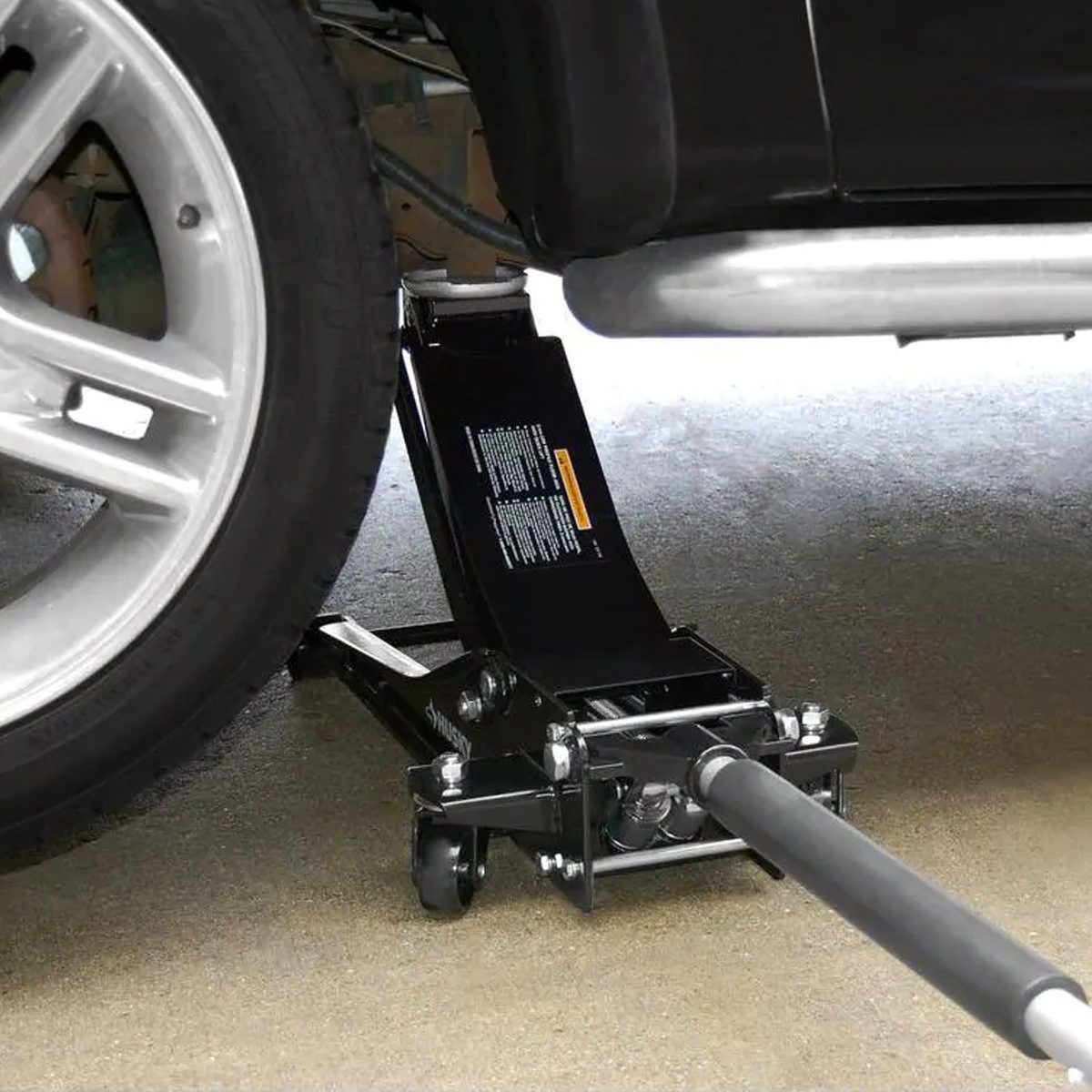 Best Budget Friendly & Portable Car Jacks, Lifts and Ramps