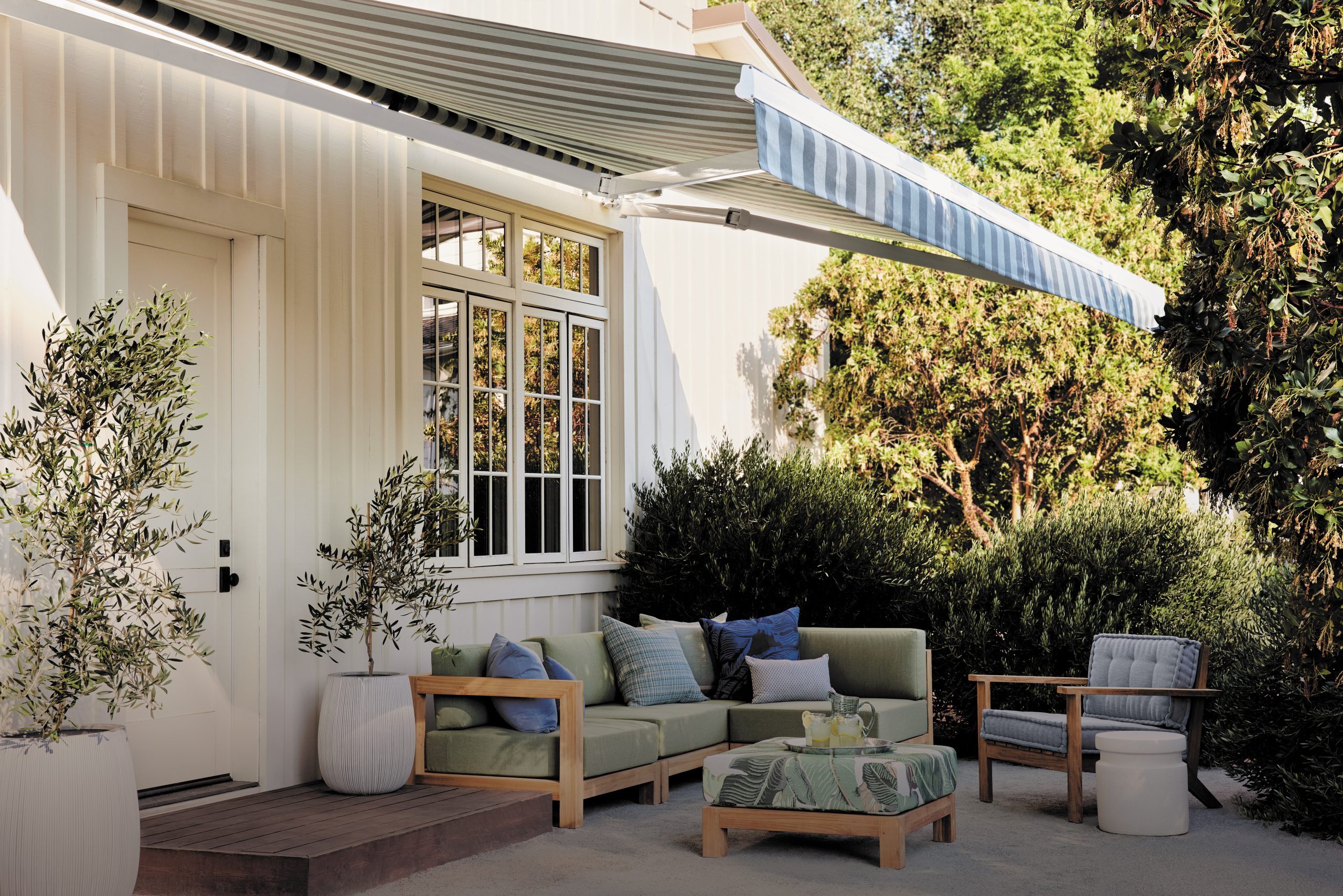 5 Ways to Turn Your Patio into a Living Room