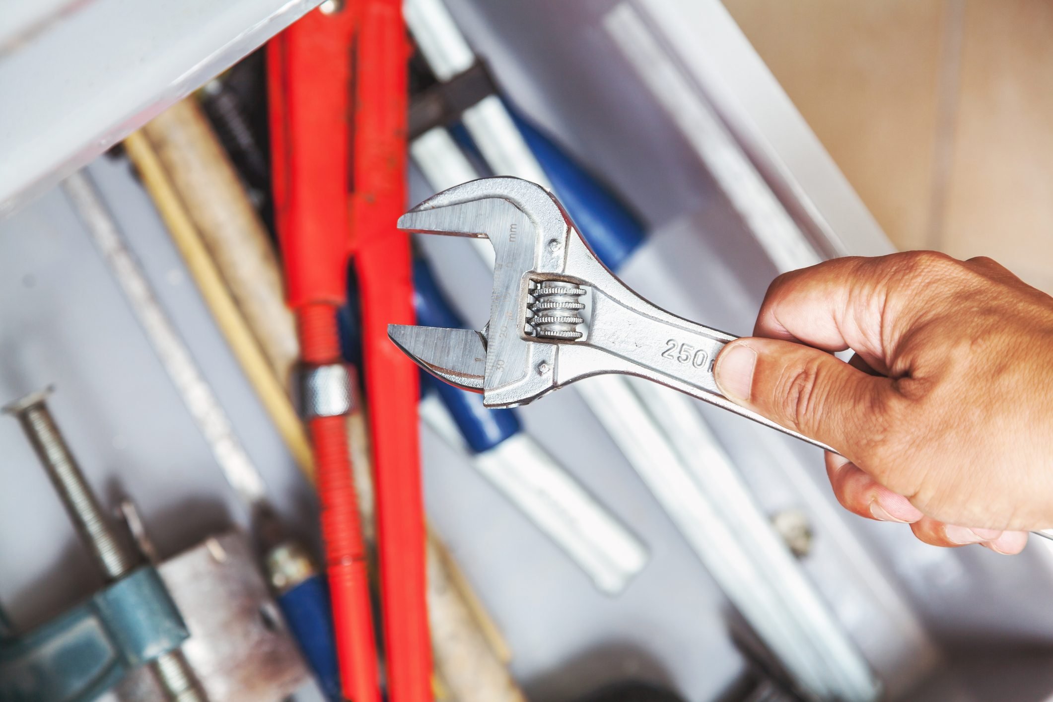 What To Know About Adjustable Spanner Wrenches